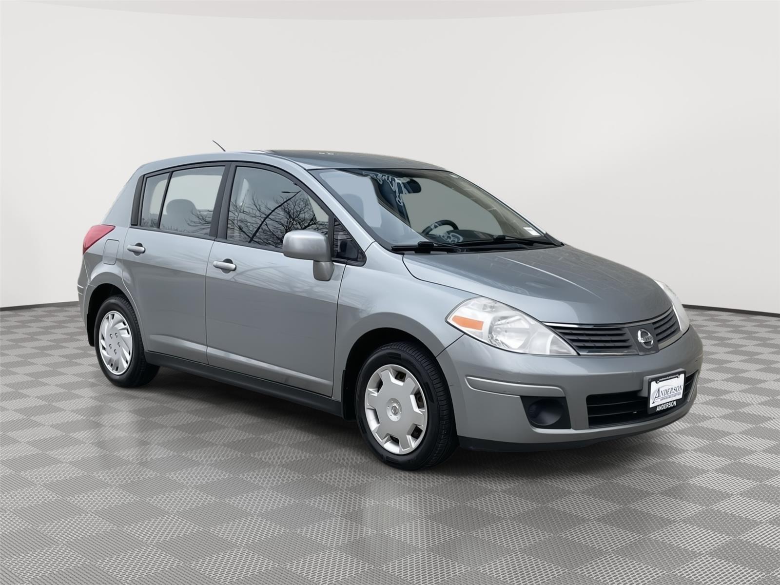 Used 2008 Nissan Versa for sale in Lincoln NE