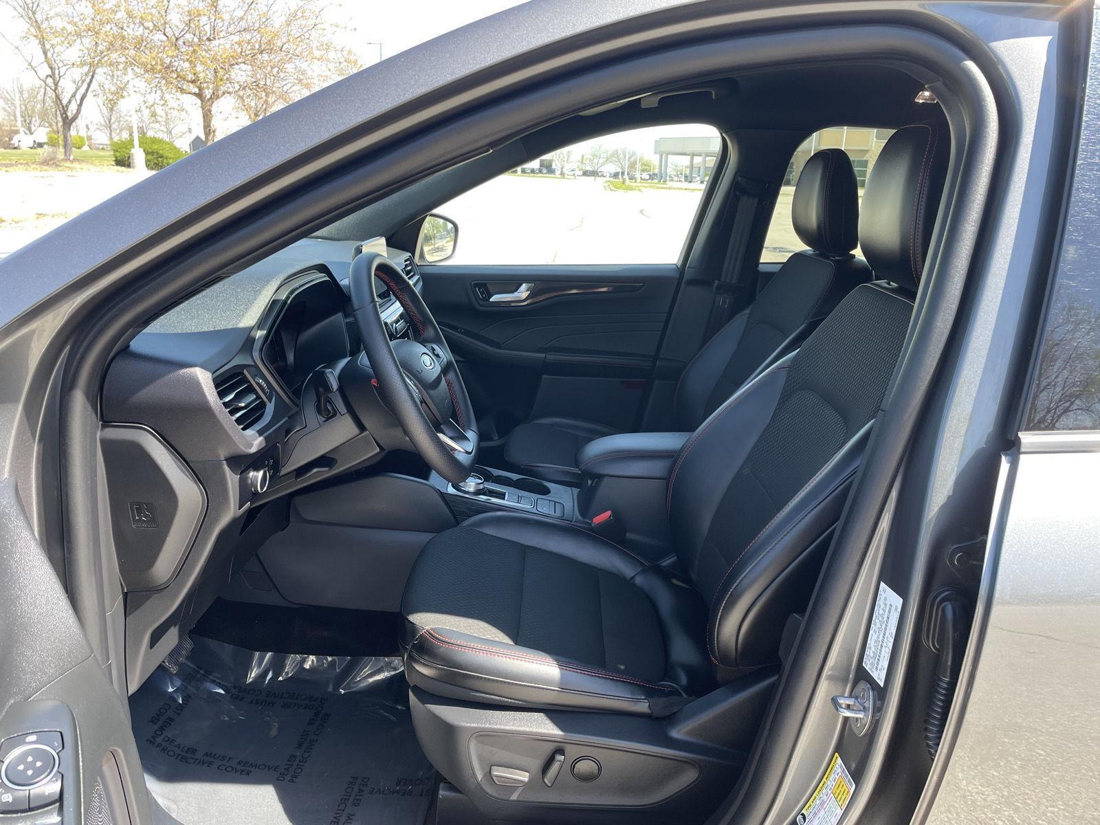 Used 2025 Ford Escape for sale in Lincoln NE