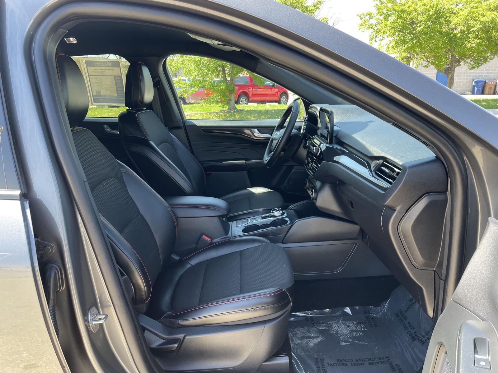 Used 2025 Ford Escape for sale in Lincoln NE