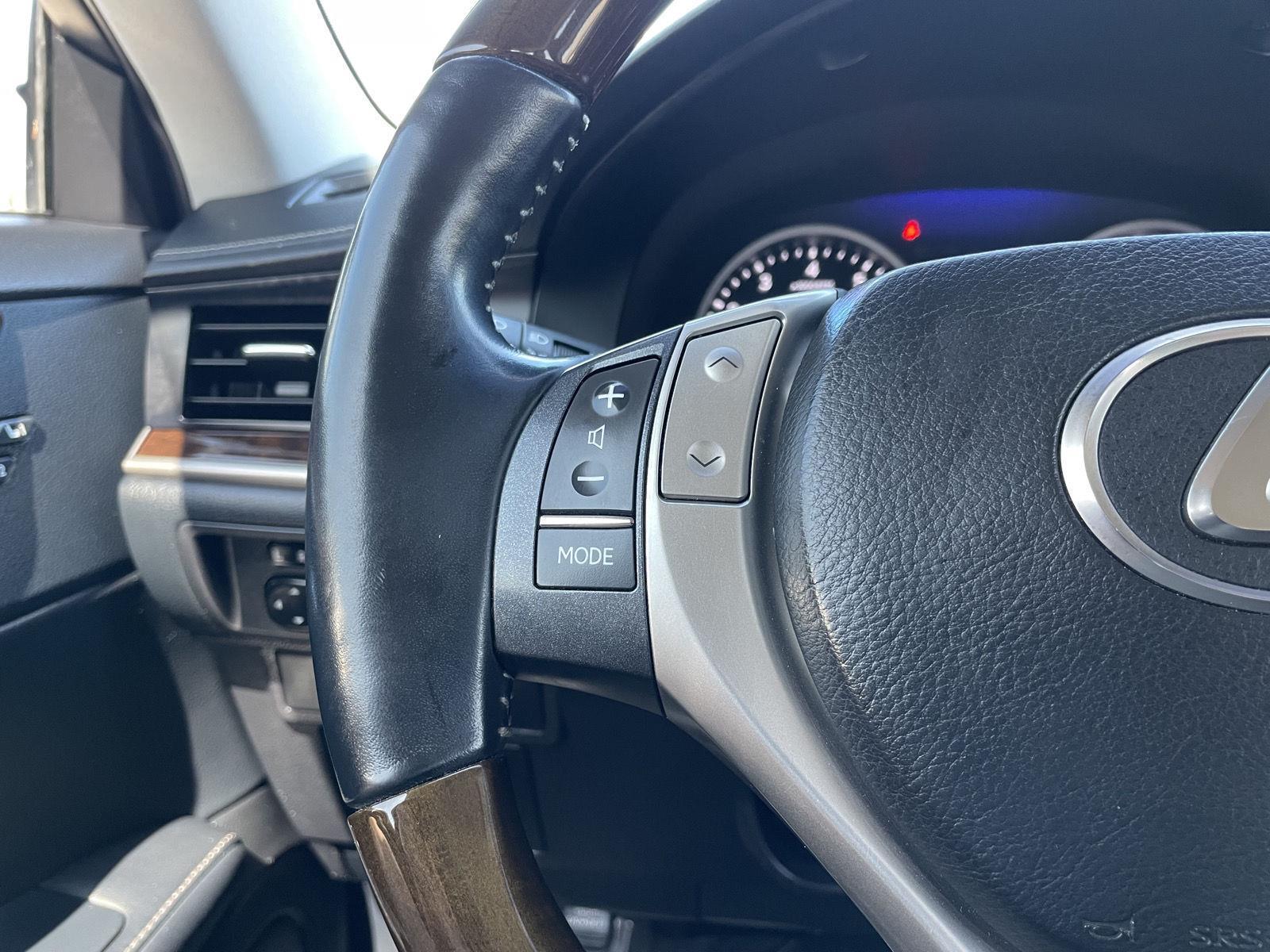 Used 2013 Lexus ES 350 for sale in Lincoln NE