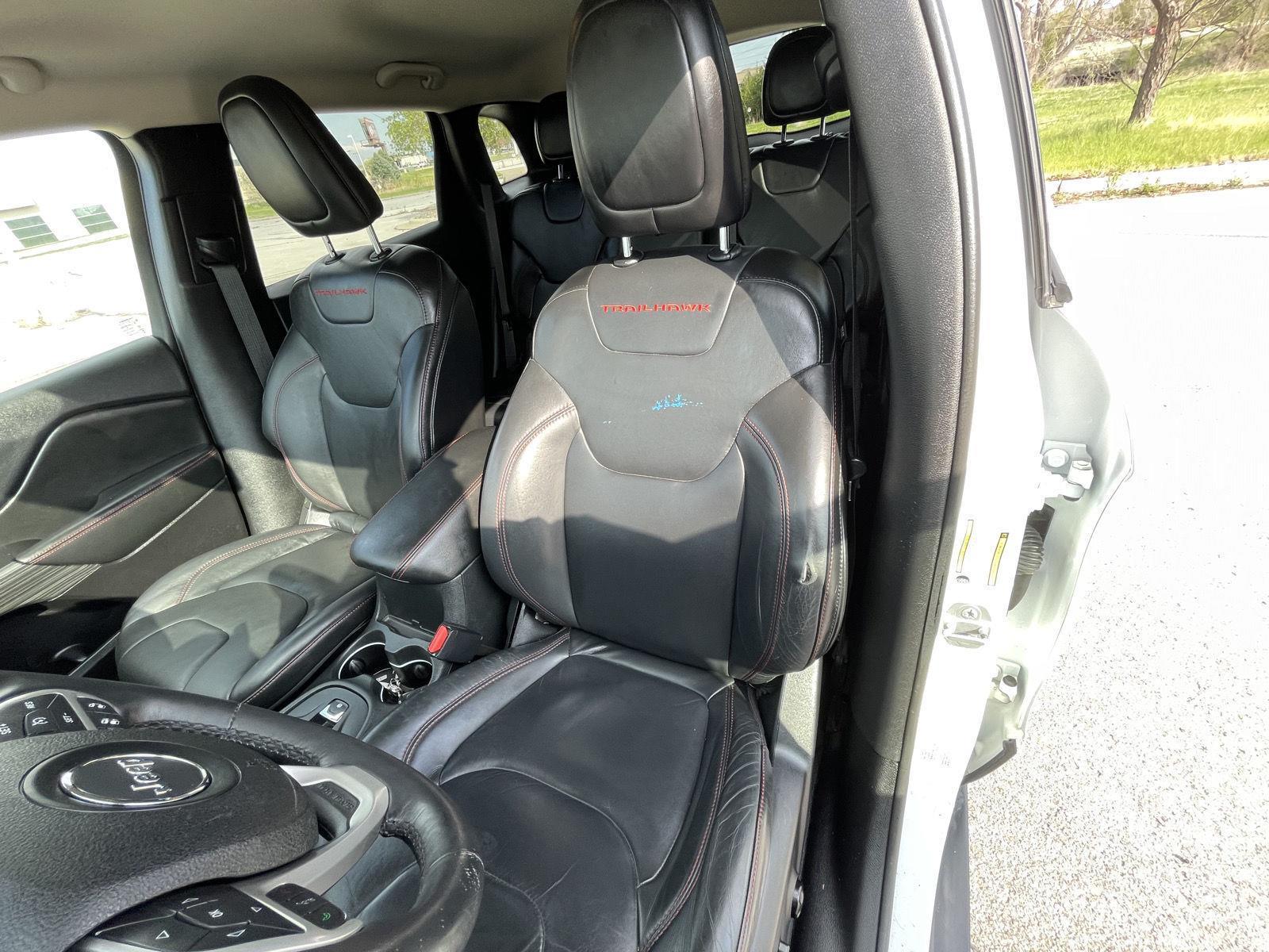 Used 2015 Jeep Cherokee for sale in Lincoln NE