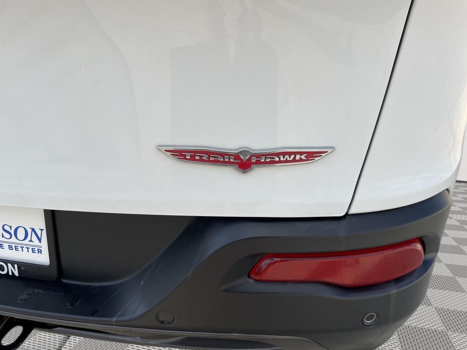 Used 2015 Jeep Cherokee for sale in Lincoln NE