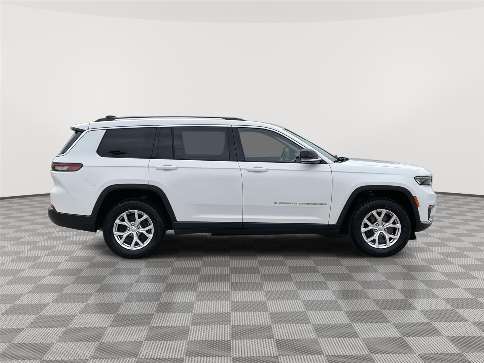 Used 2021 Jeep Grand Cherokee L for sale in Lincoln NE