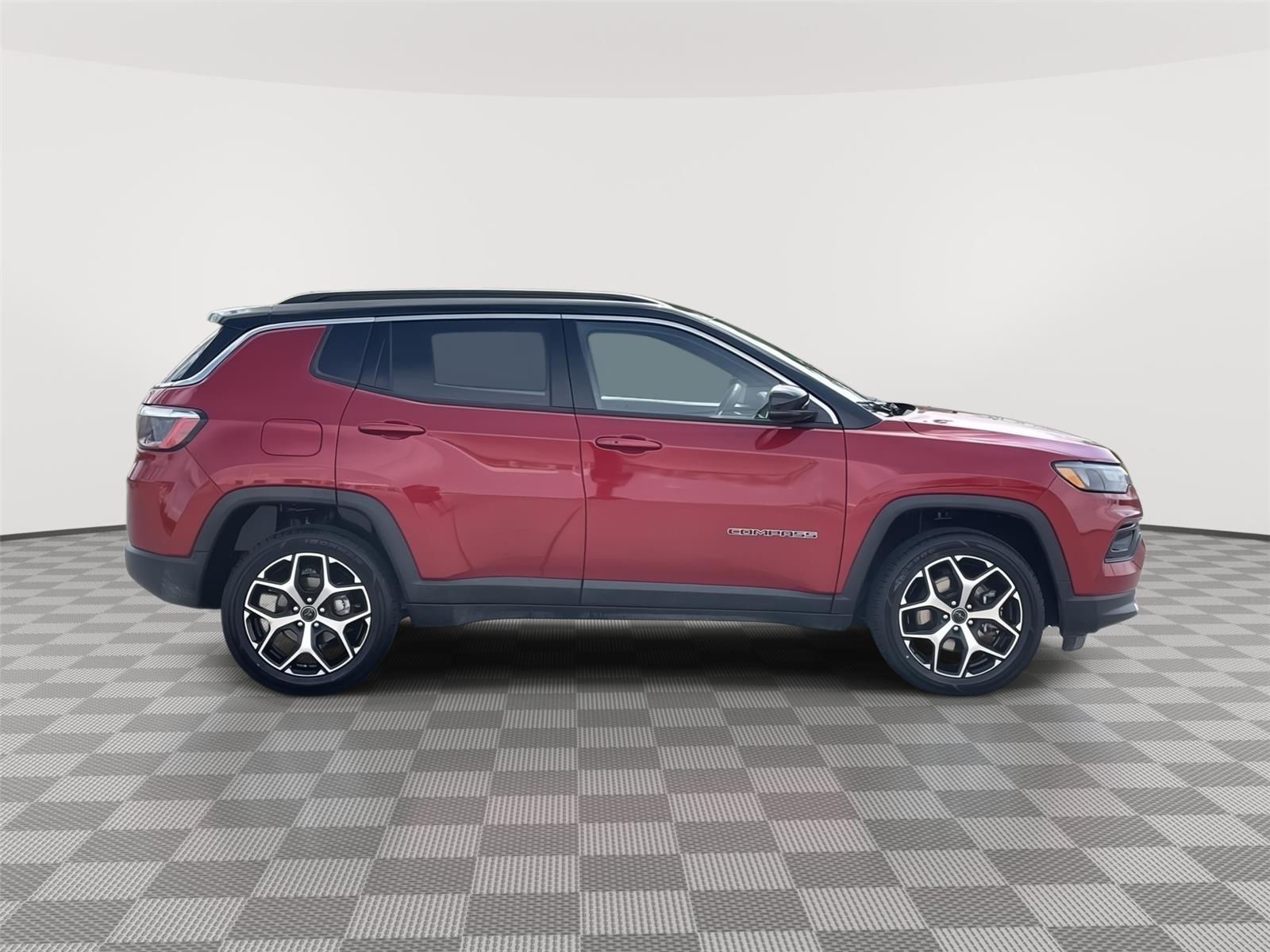 Used 2025 Jeep Compass for sale in Lincoln NE