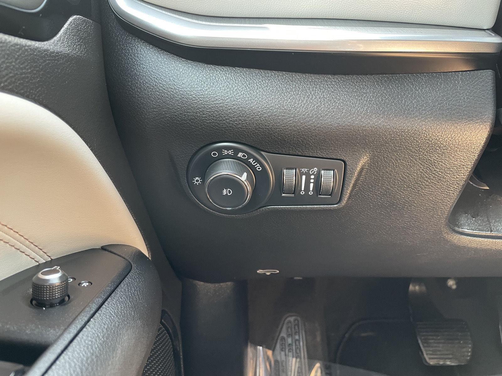 Used 2025 Jeep Compass for sale in Lincoln NE