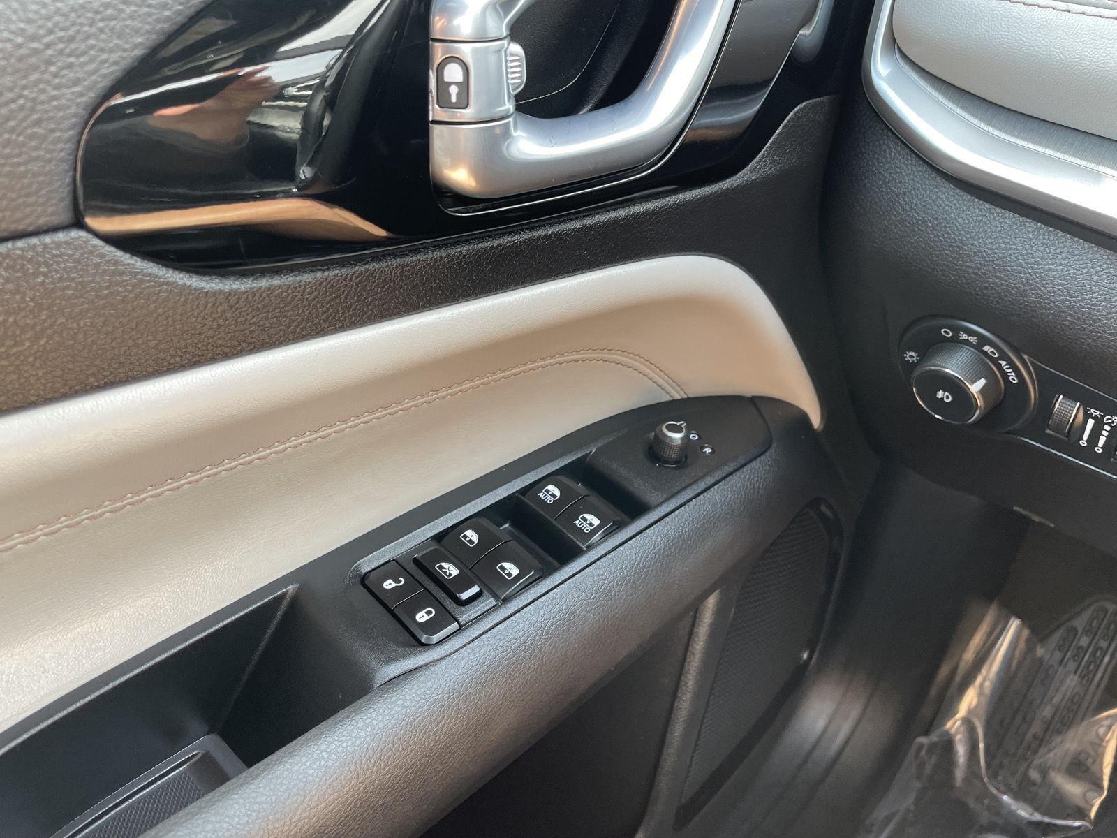 Used 2025 Jeep Compass for sale in Lincoln NE