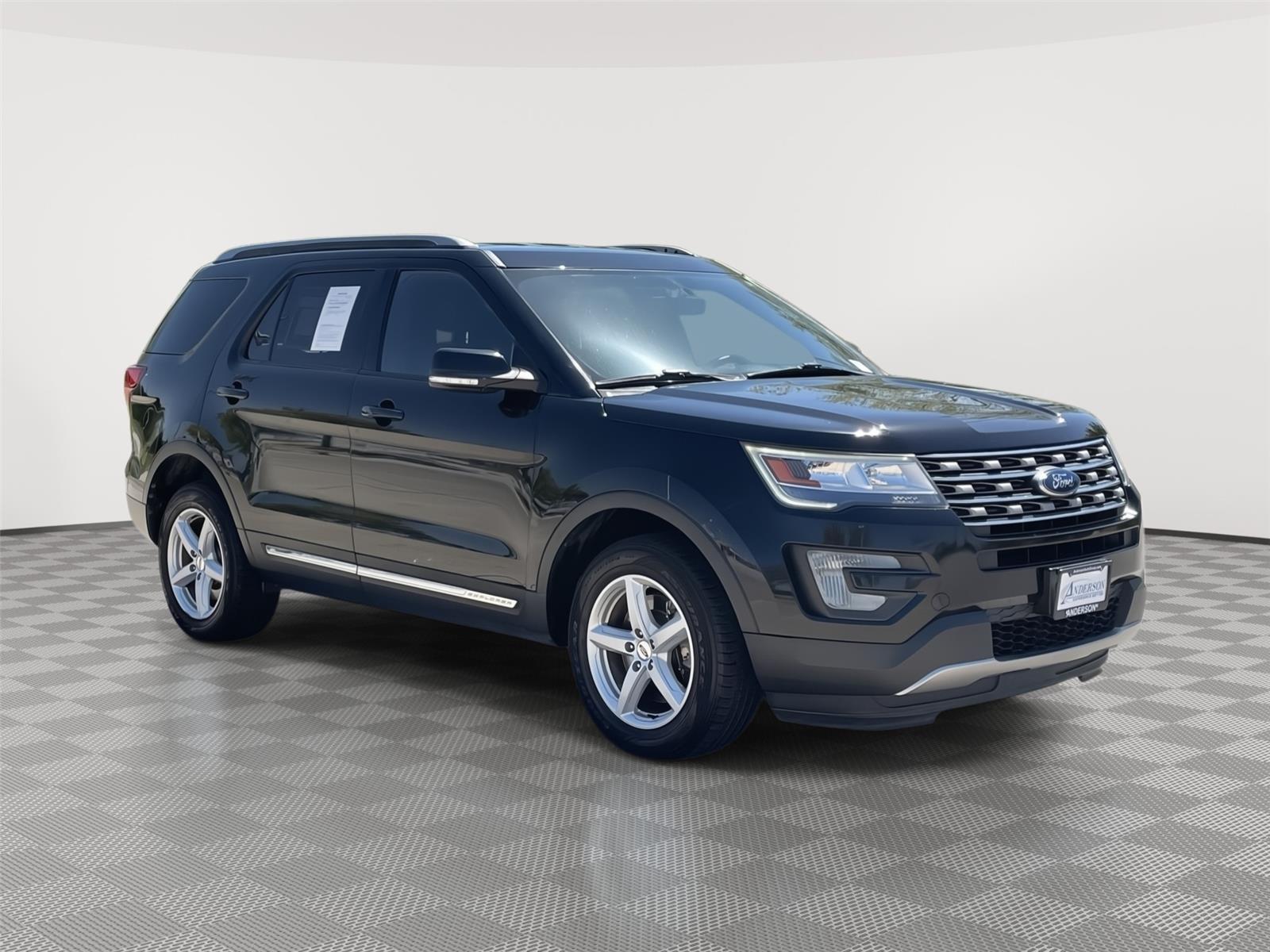 Pre-Owned 2017 Ford Explorer for sale in Lincoln NE