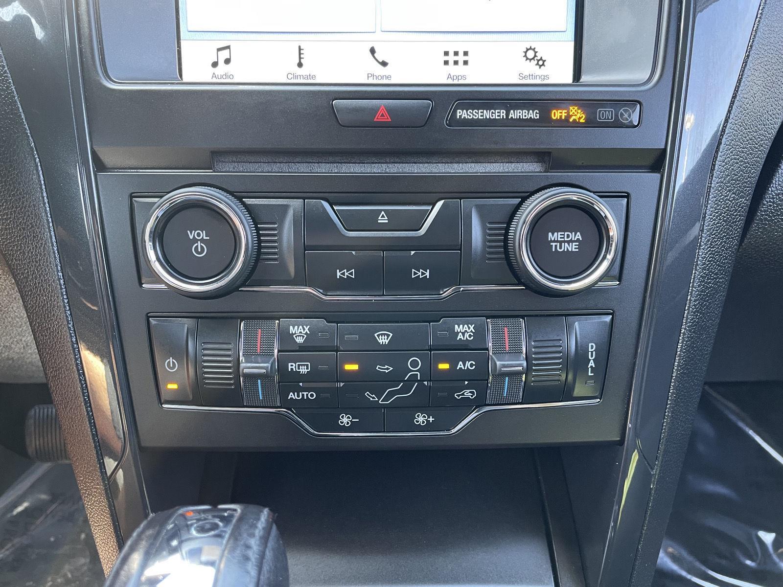 Pre-Owned 2017 Ford Explorer for sale in Lincoln NE