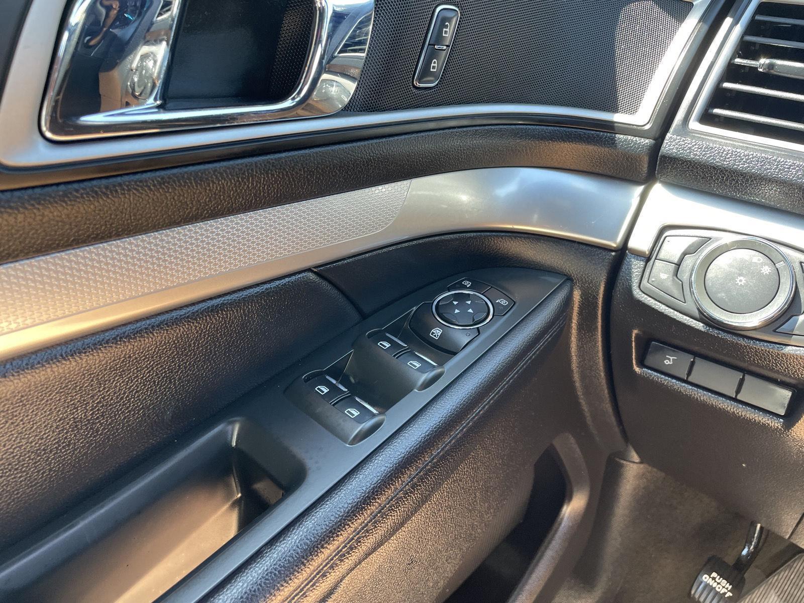 Pre-Owned 2017 Ford Explorer for sale in Lincoln NE