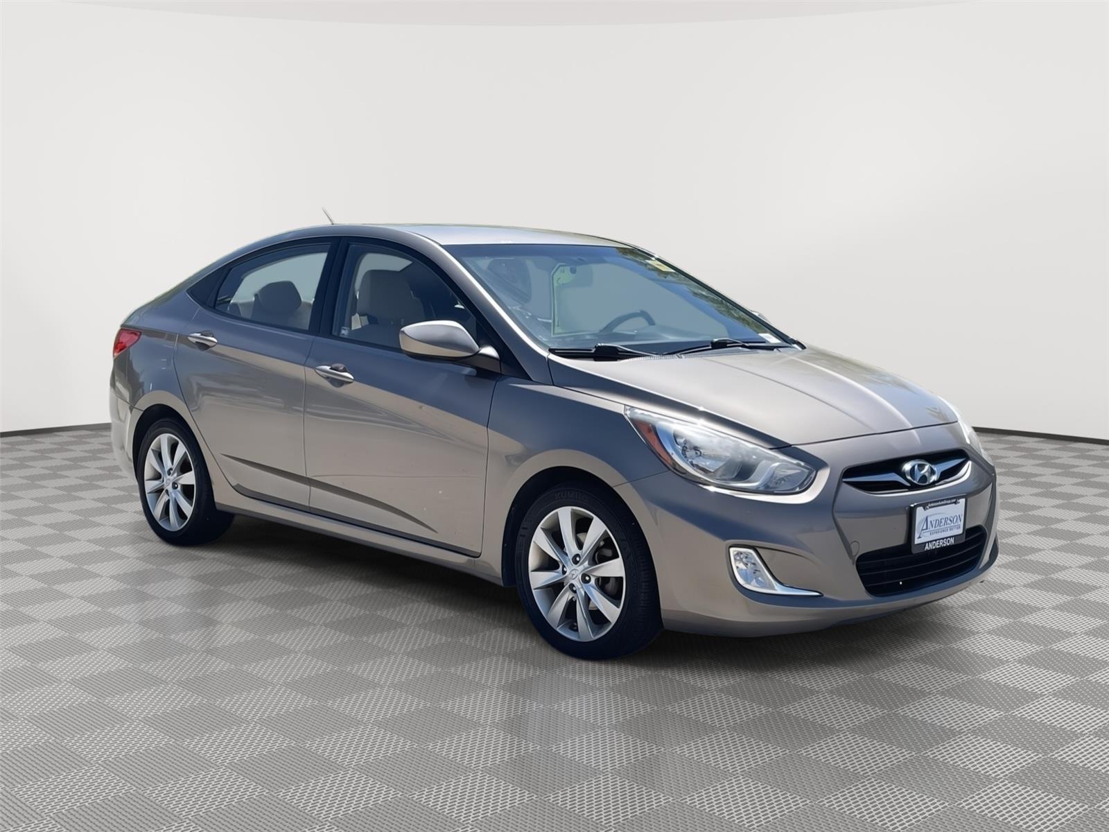 Used 2012 Hyundai Accent for sale in Lincoln NE