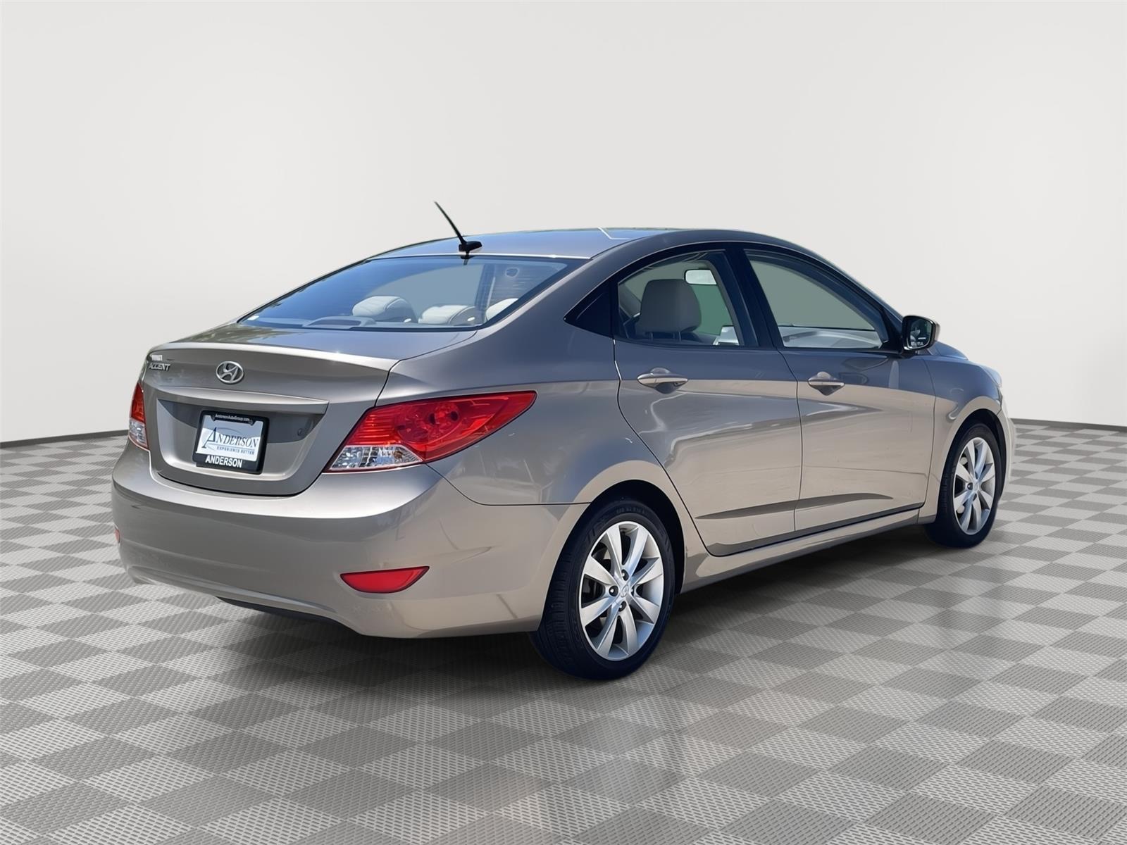 Used 2012 Hyundai Accent for sale in Lincoln NE