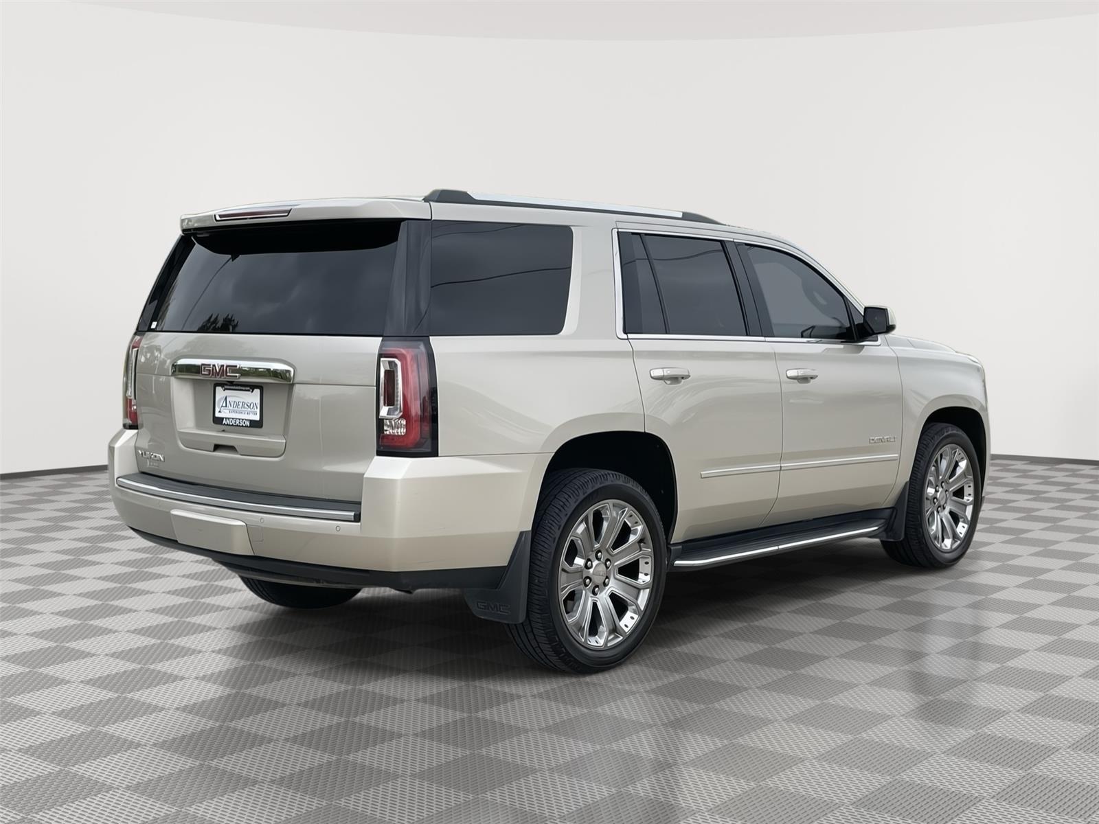Used 2015 GMC Yukon for sale in Lincoln NE