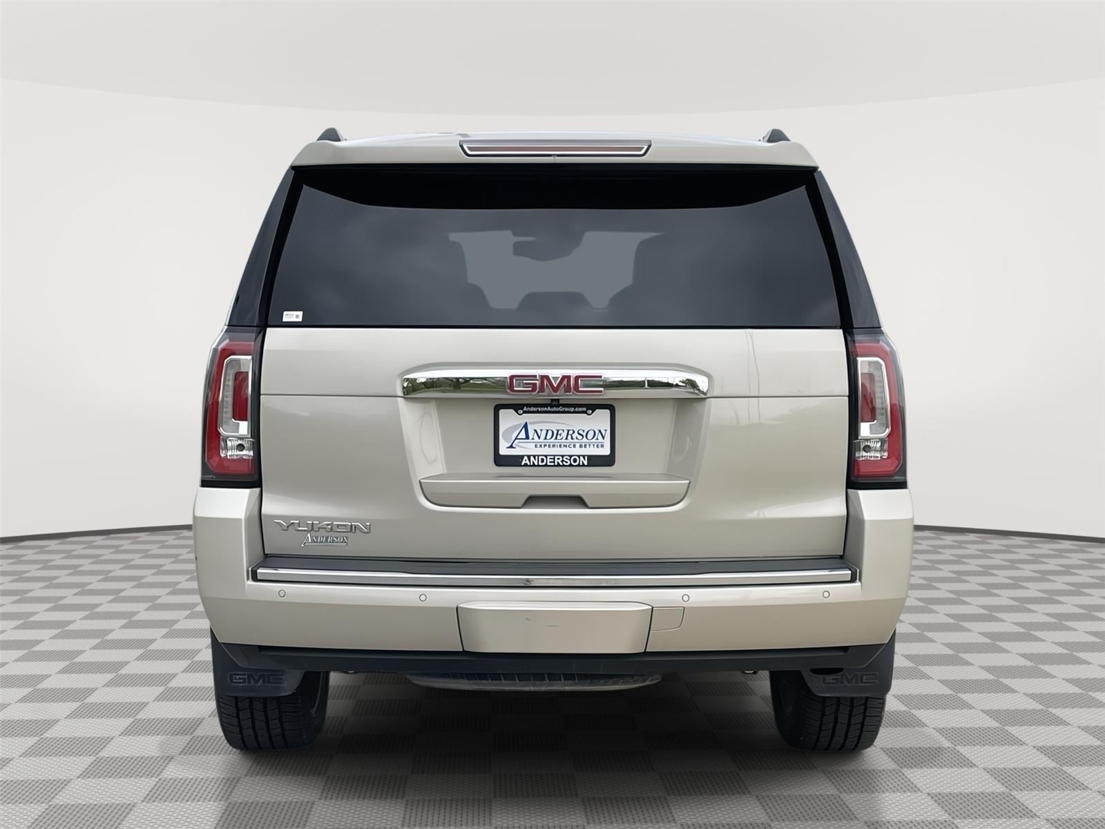 Used 2015 GMC Yukon for sale in Lincoln NE