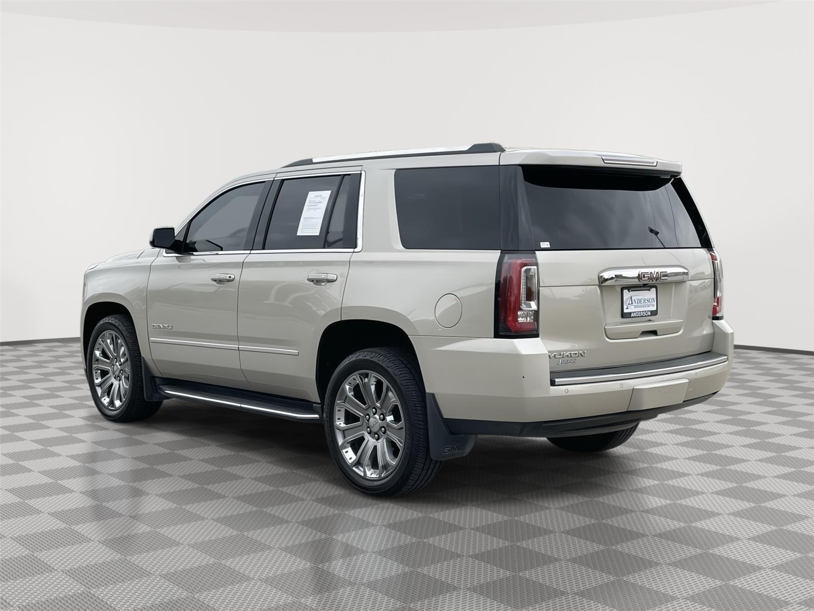 Used 2015 GMC Yukon for sale in Lincoln NE