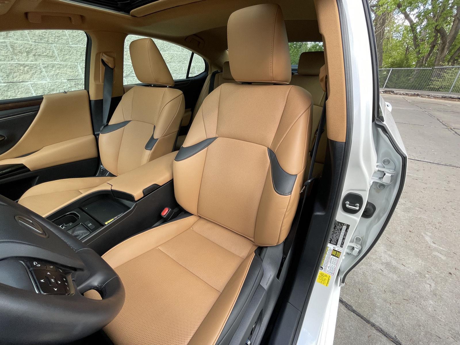 Used 2023 Lexus ES for sale in Lincoln NE