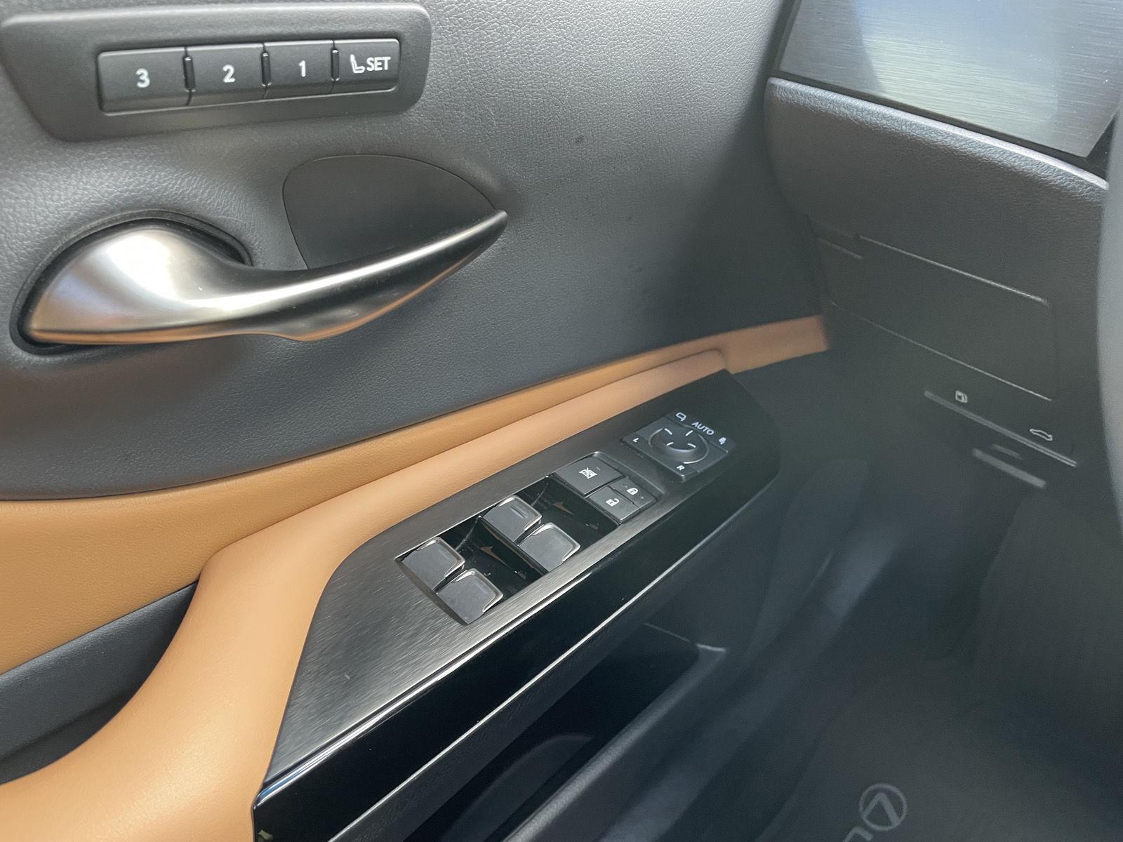 Used 2023 Lexus ES for sale in Lincoln NE