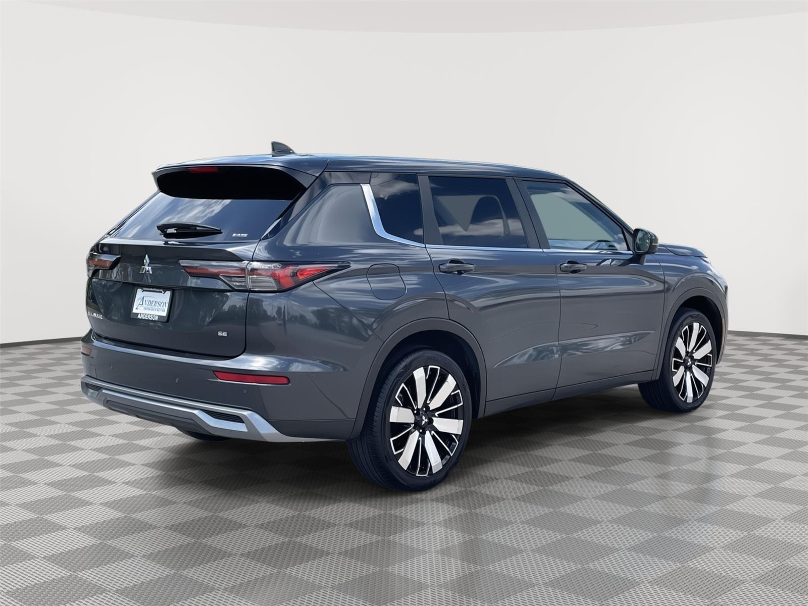Used 2025 Mitsubishi Outlander for sale in Lincoln NE