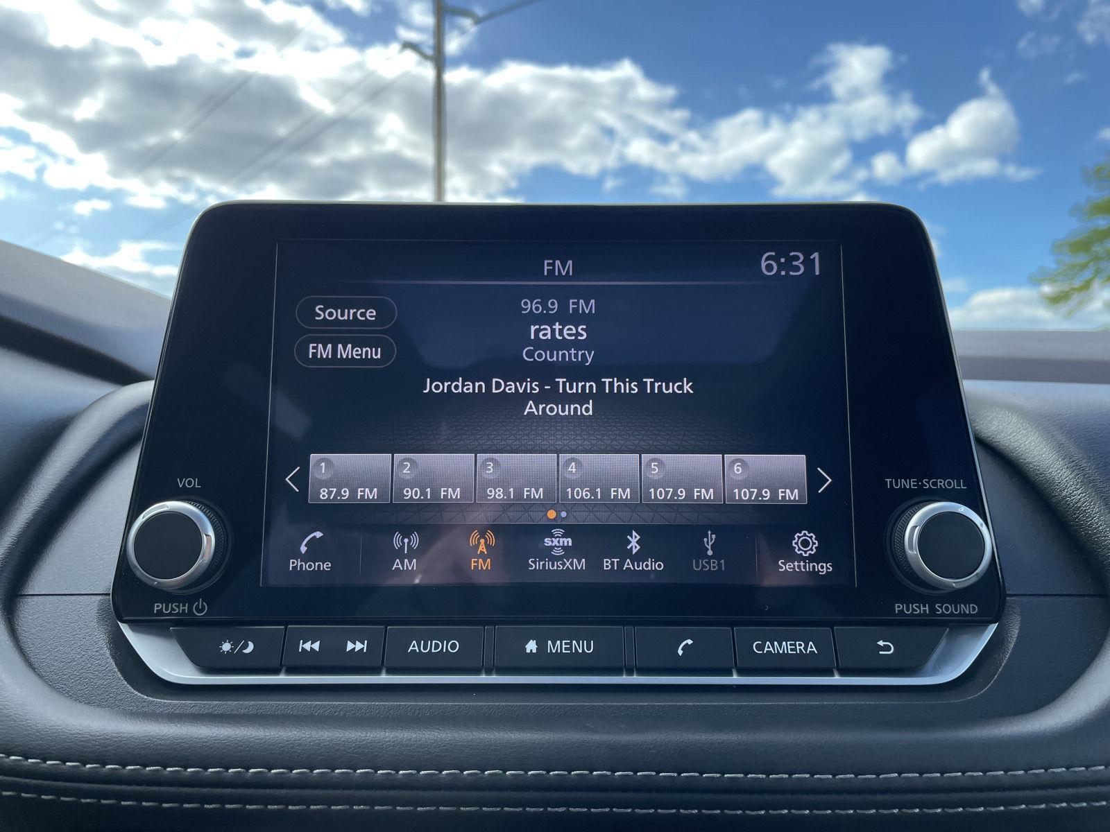 Used 2023 Nissan Rogue for sale in Lincoln NE