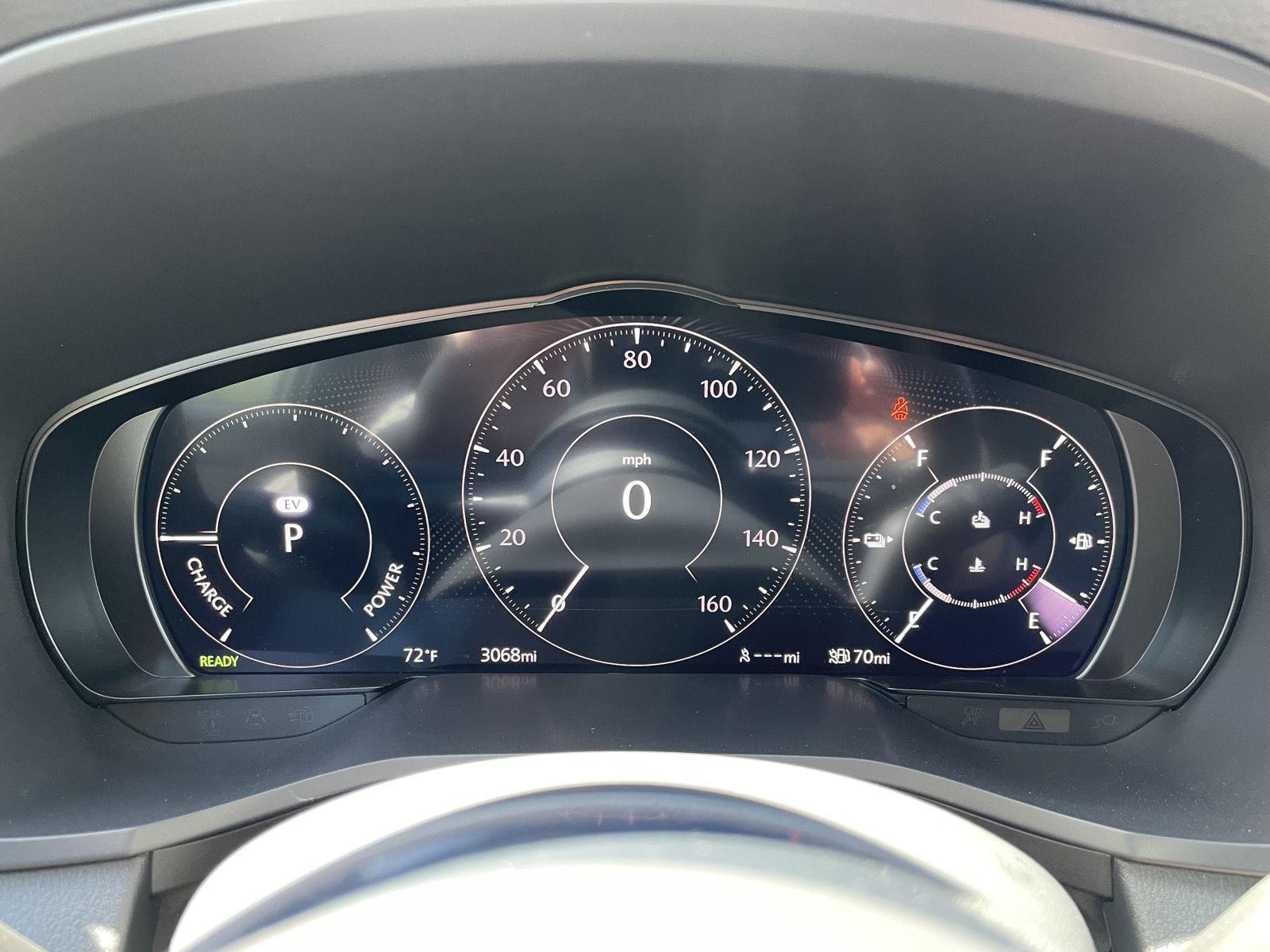 Vehicle photo 15