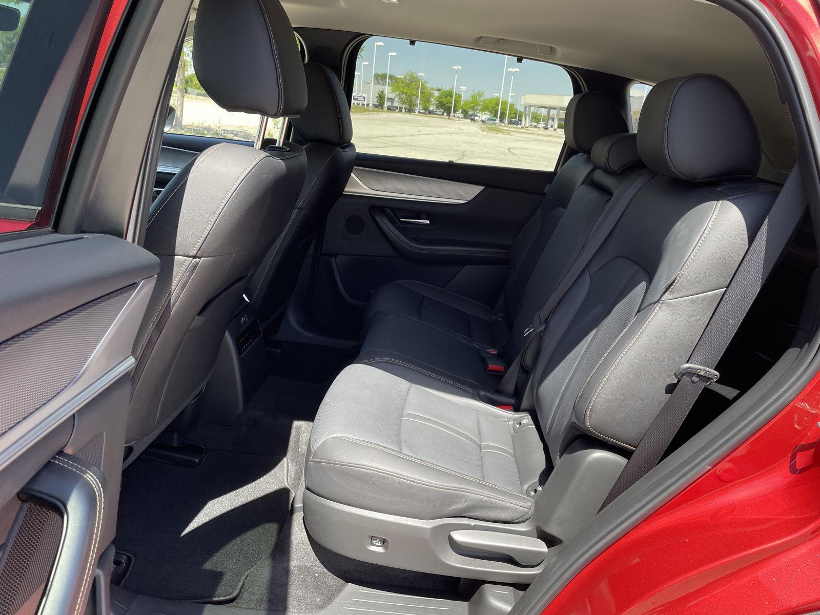 Vehicle photo 20