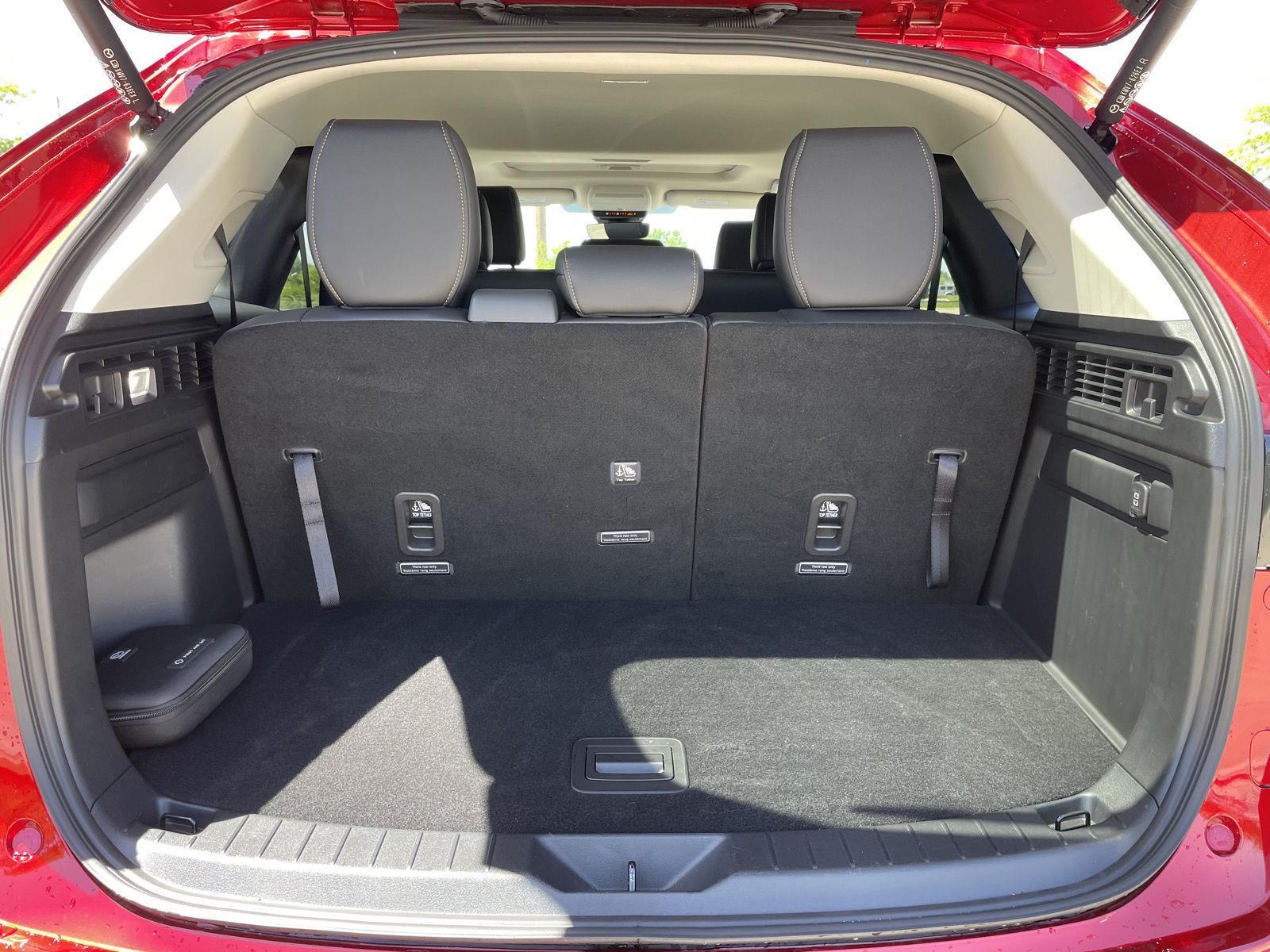 Vehicle photo 36