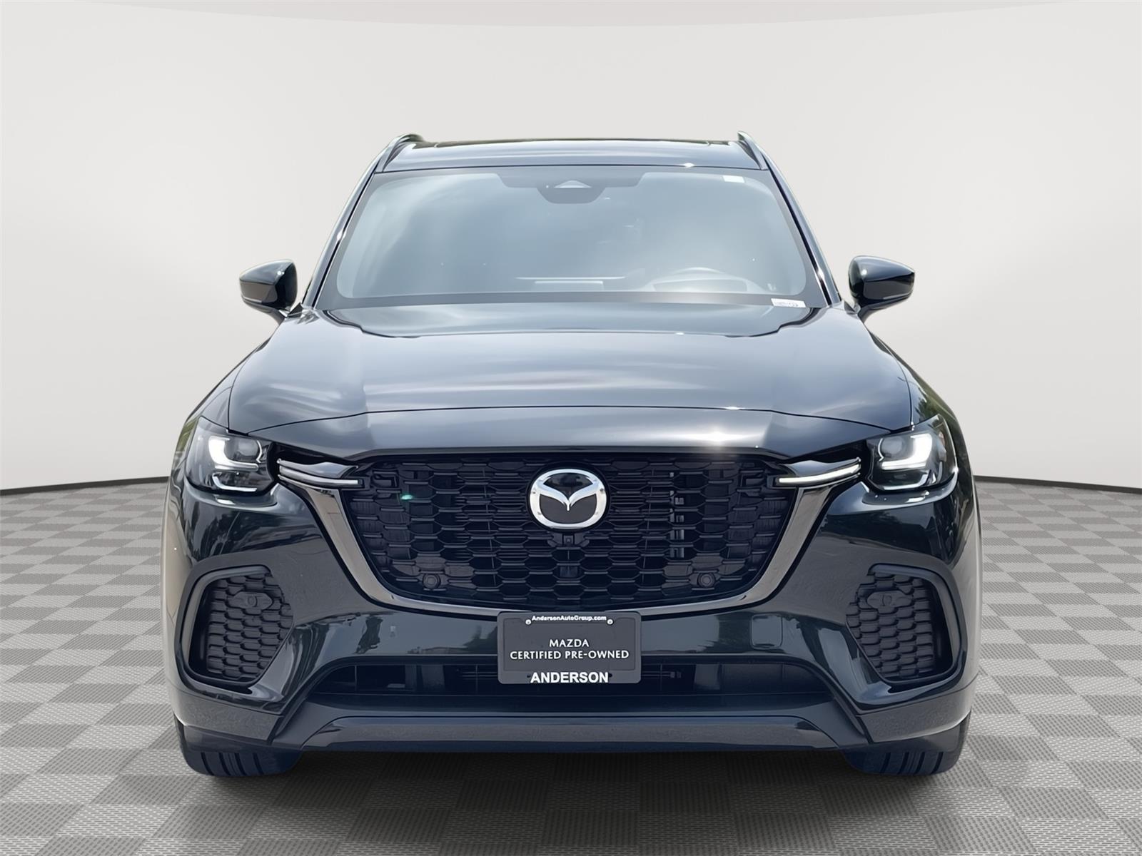 Vehicle photo 4