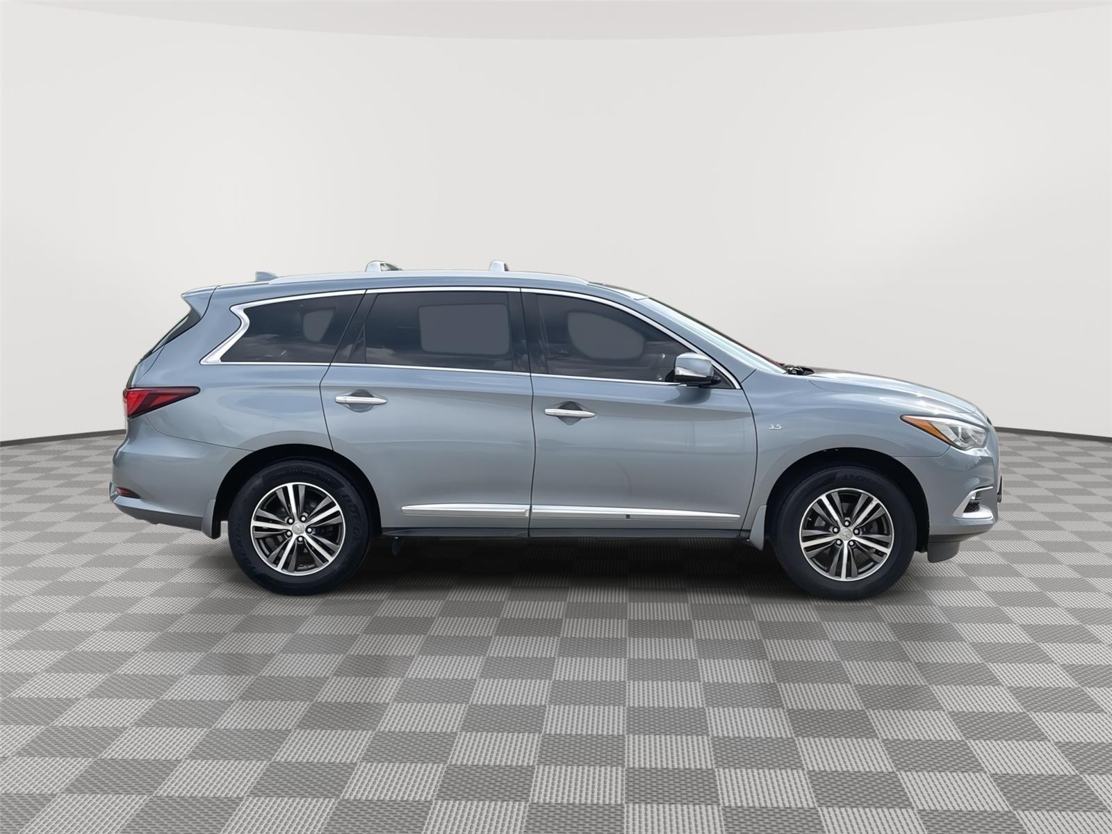 Used 2016 INFINITI QX60 for sale in Lincoln NE