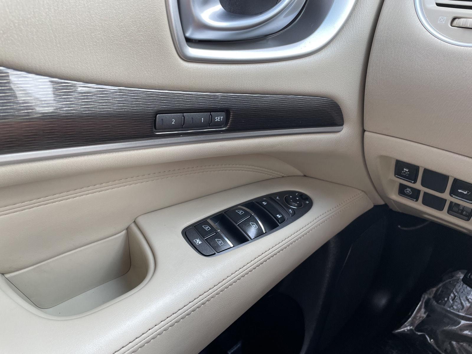 Used 2016 INFINITI QX60 for sale in Lincoln NE