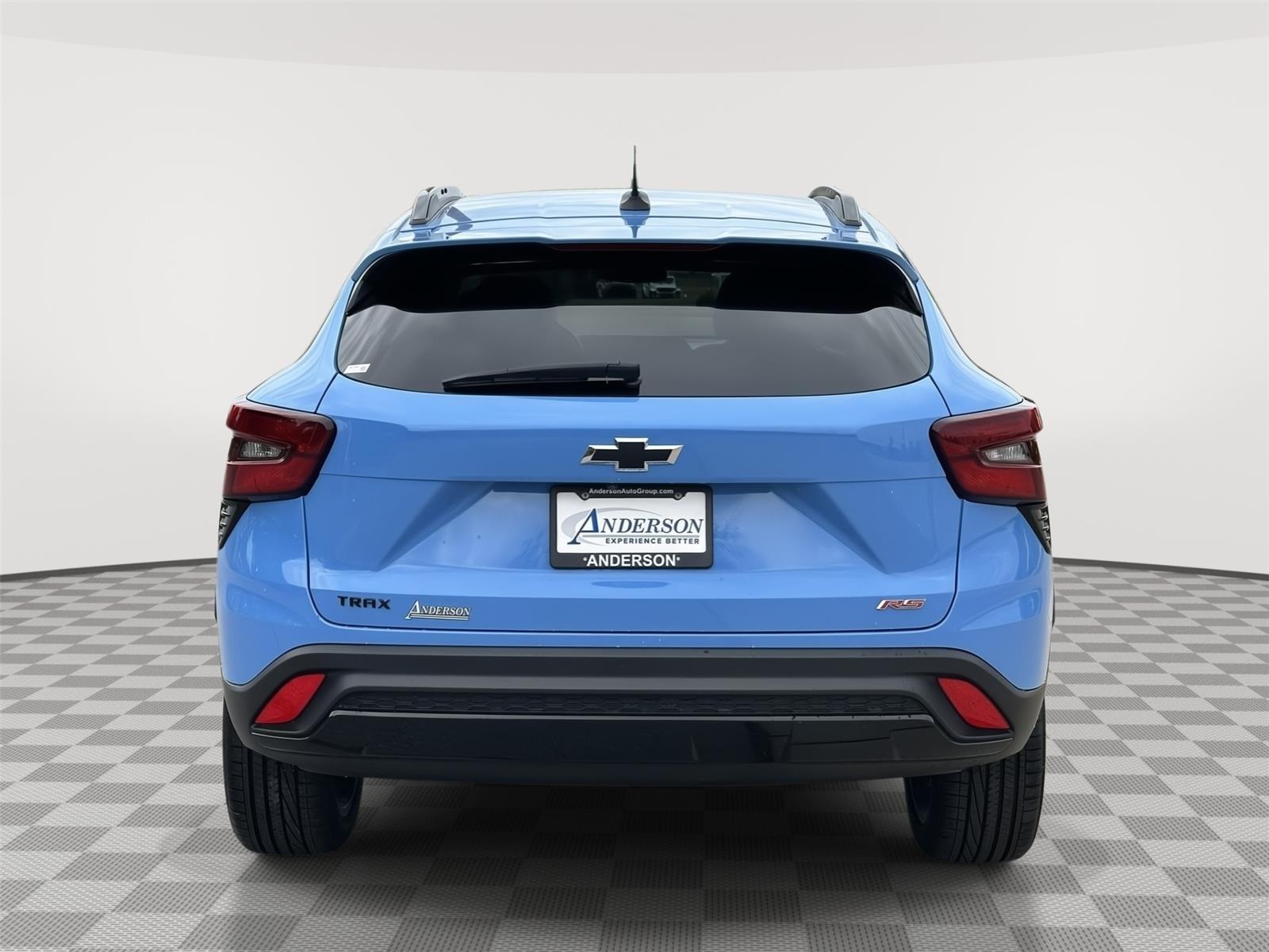Vehicle photo 8