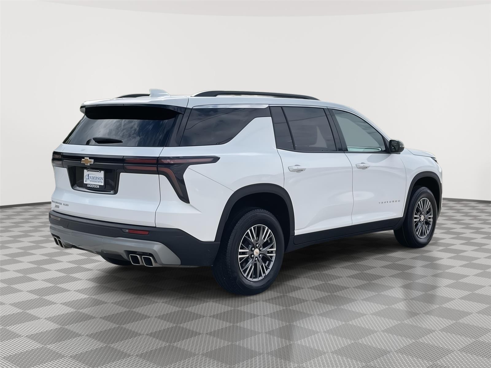 Vehicle photo 7