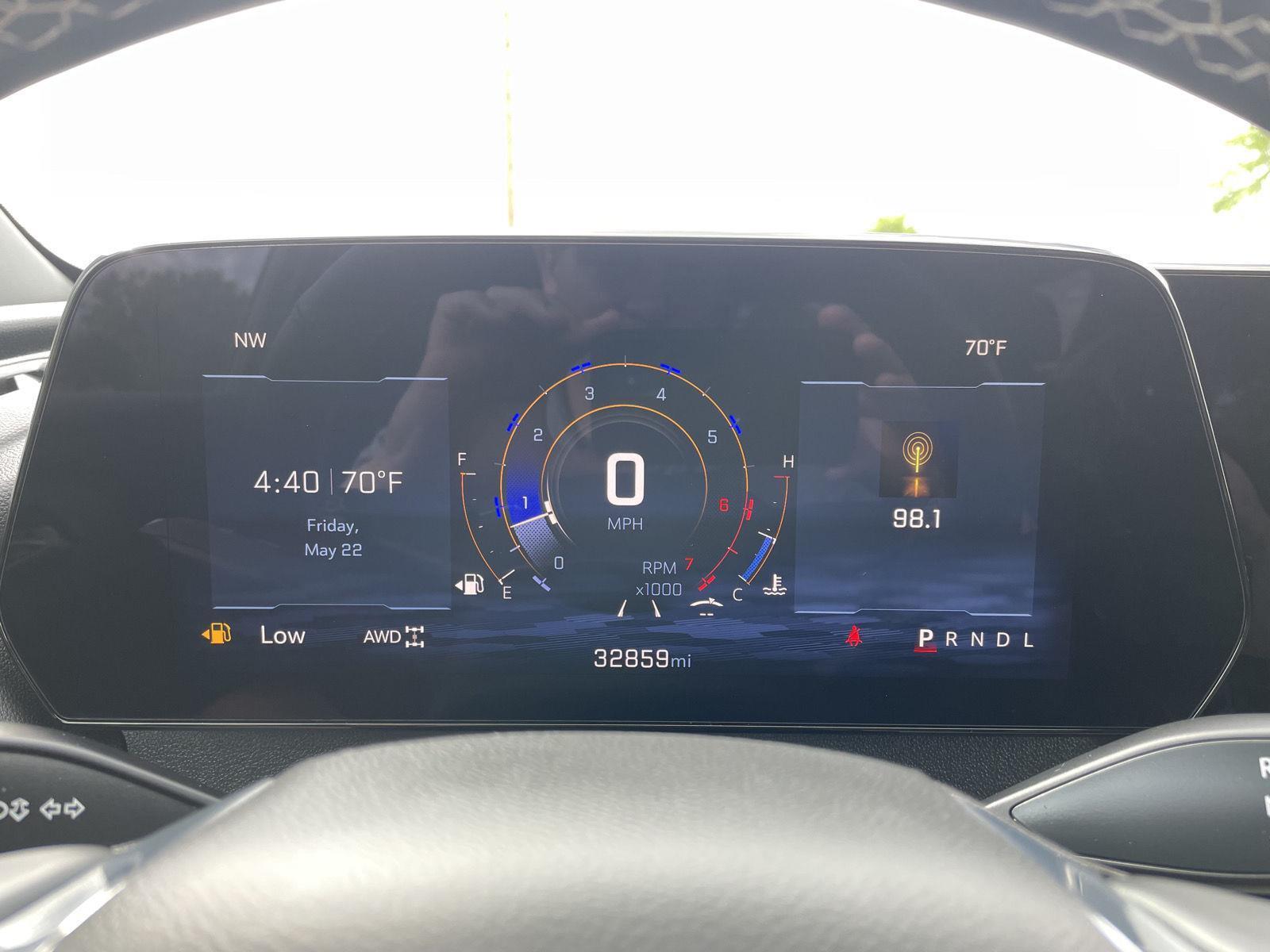 Vehicle photo 15