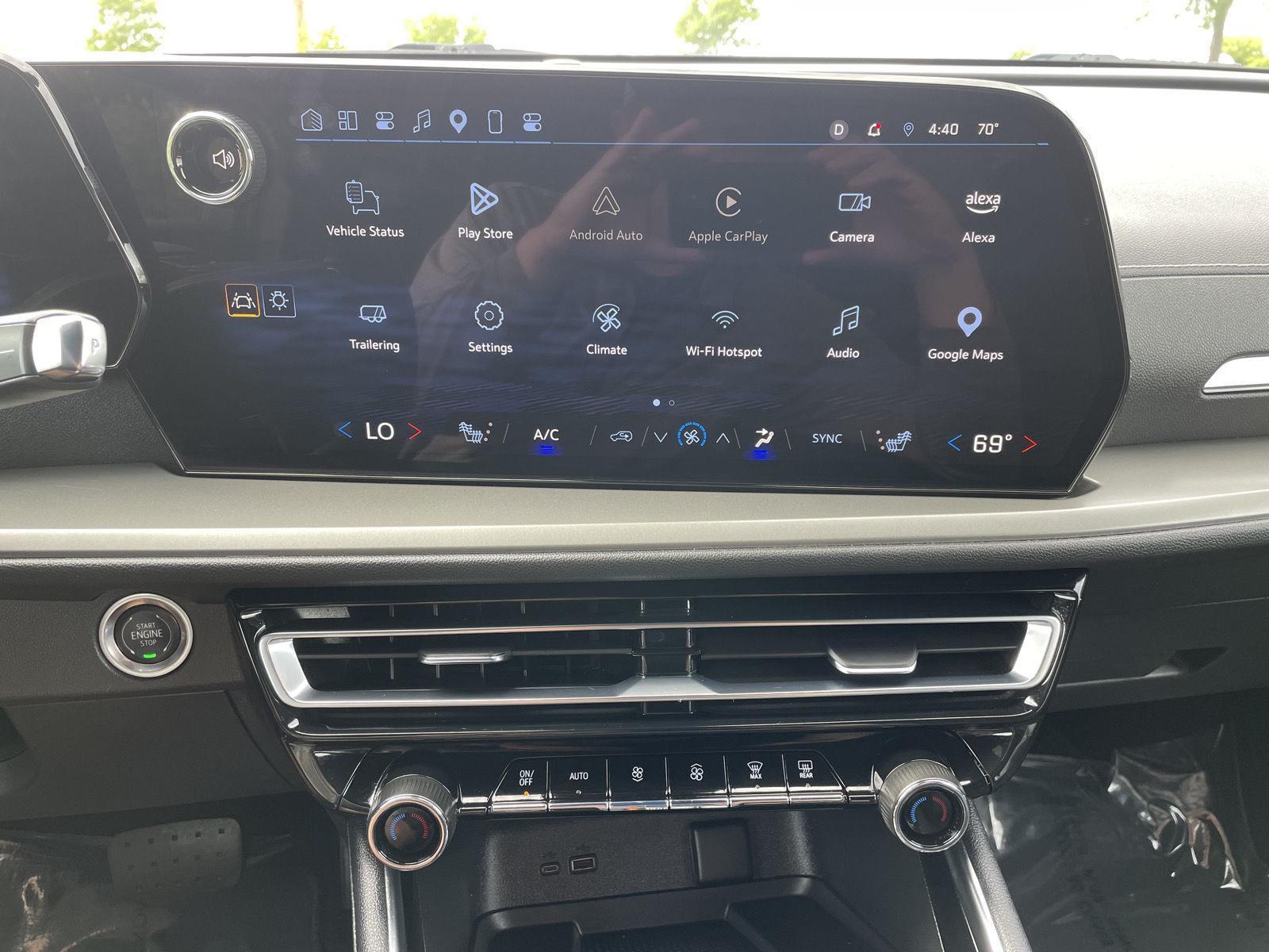 Vehicle photo 22