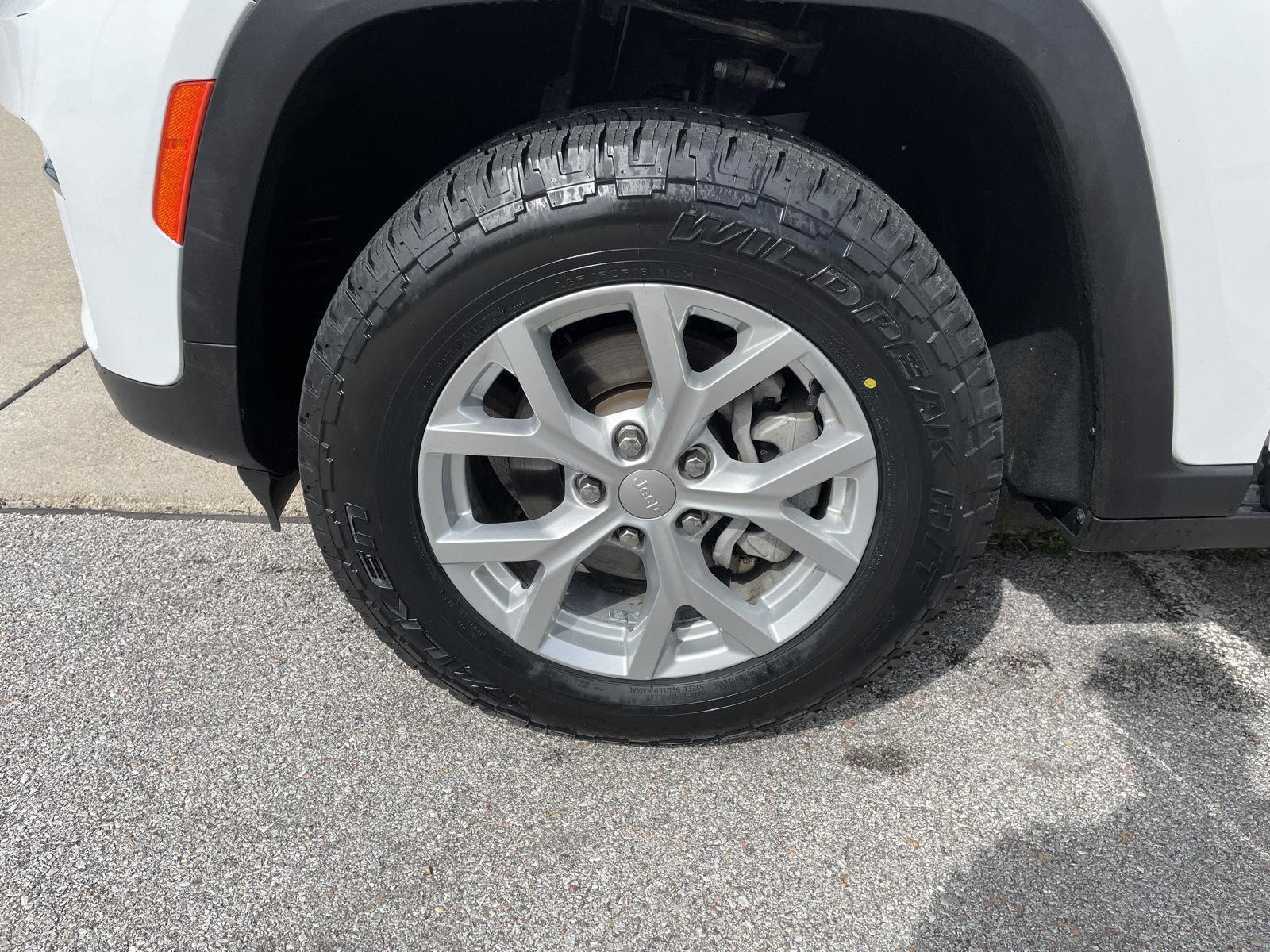 Pre-Owned 2023 Jeep Grand Cherokee for sale in Lincoln NE