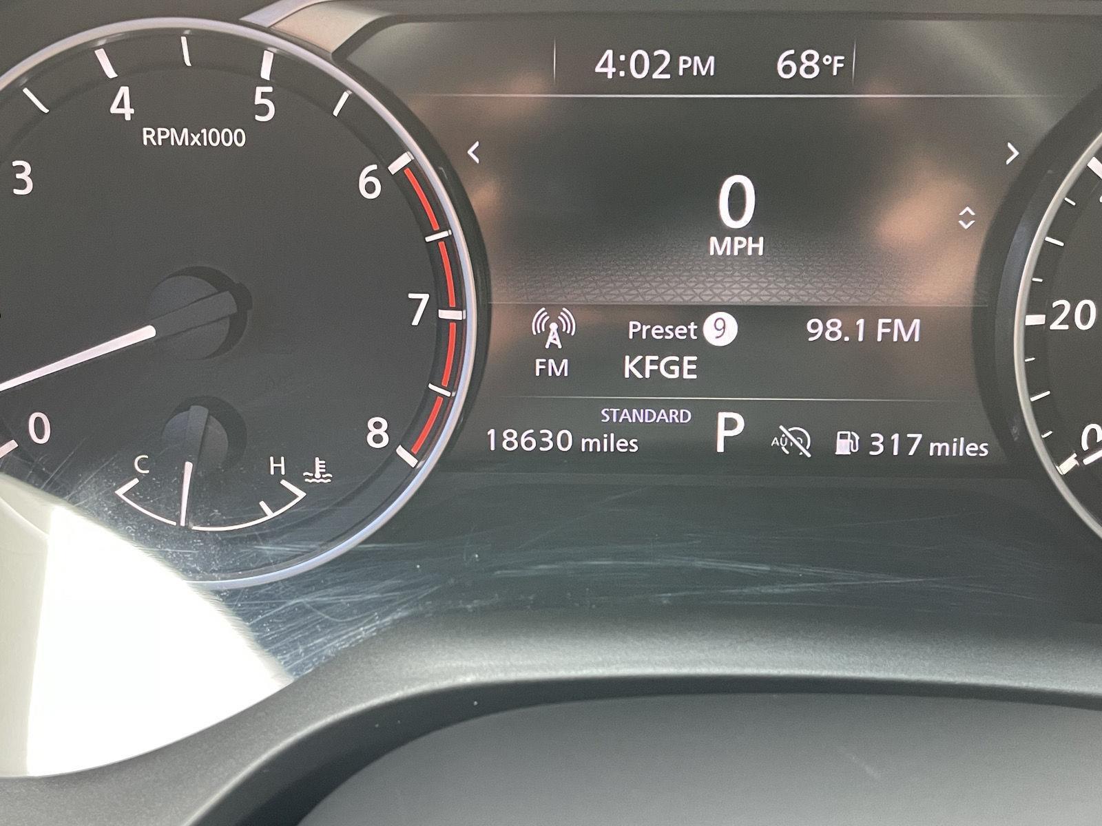 Vehicle photo 3