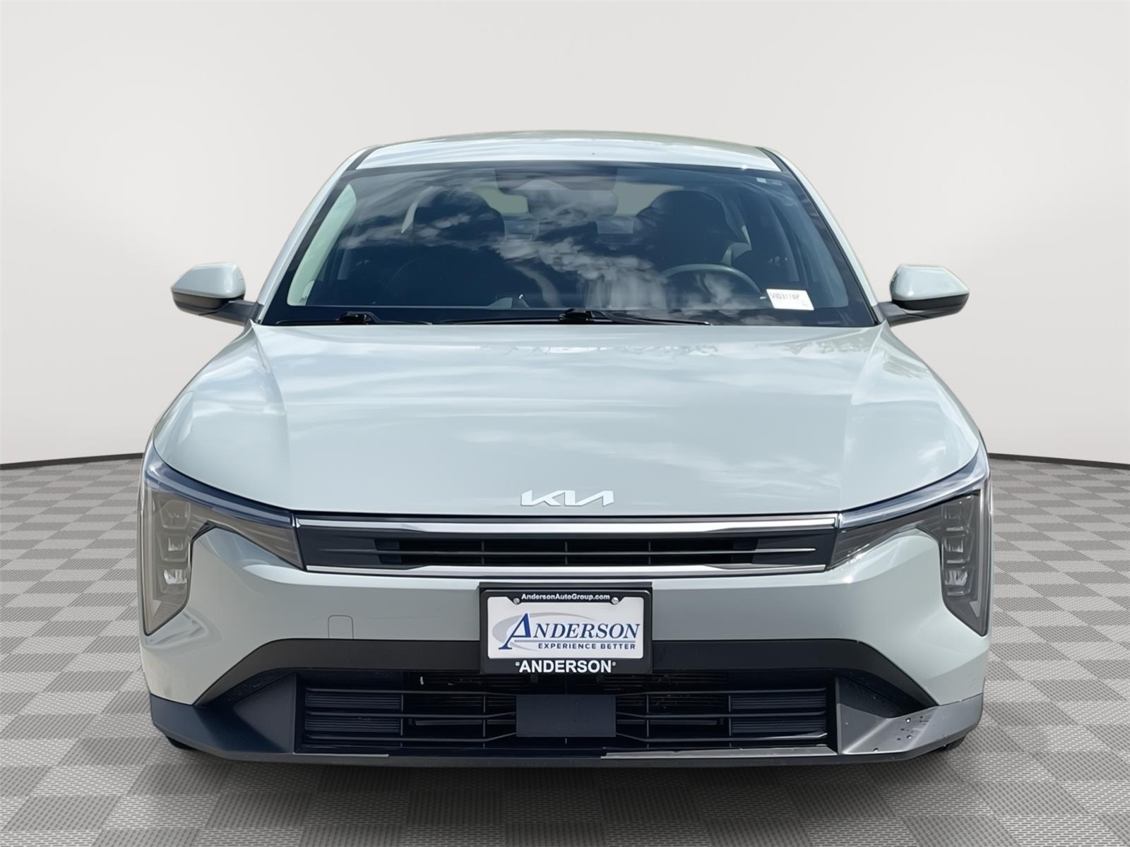 Vehicle photo 4