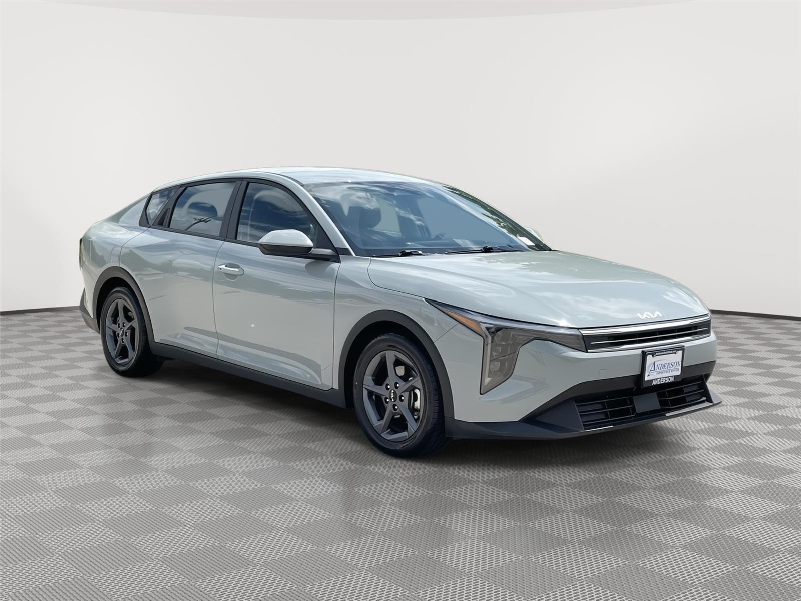 Vehicle photo 5