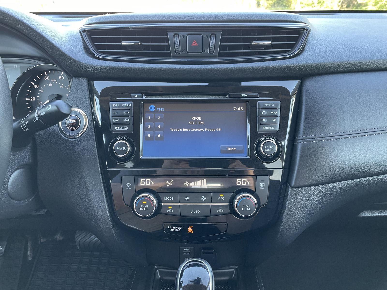 Vehicle photo 22