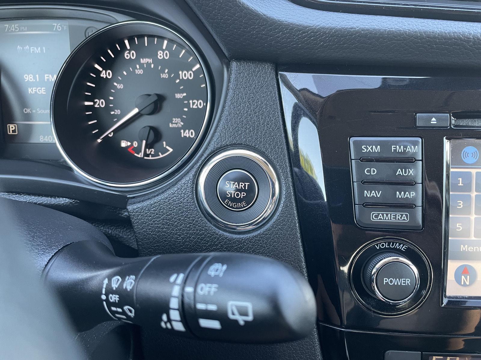 Vehicle photo 26
