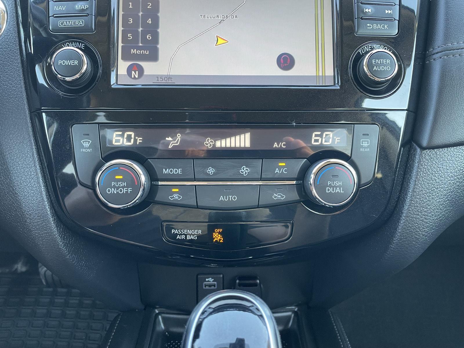 Vehicle photo 27