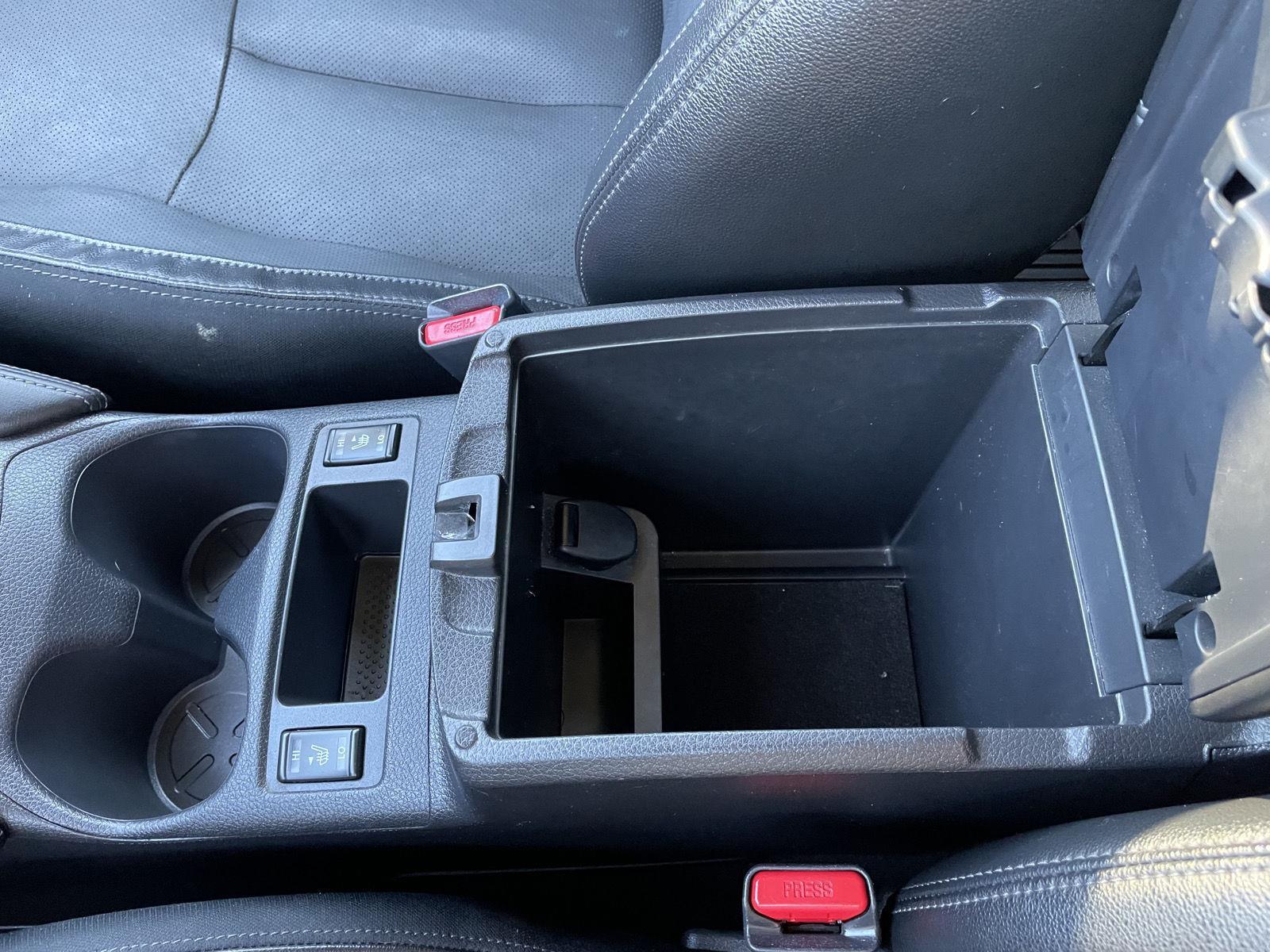 Vehicle photo 33