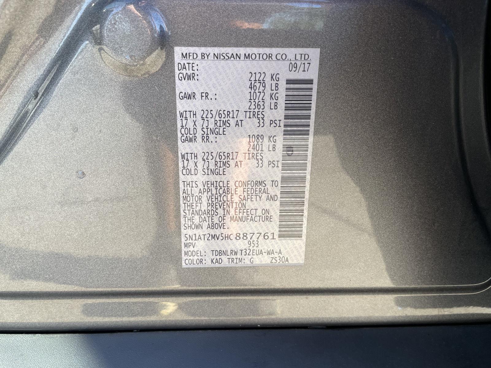 Vehicle photo 34