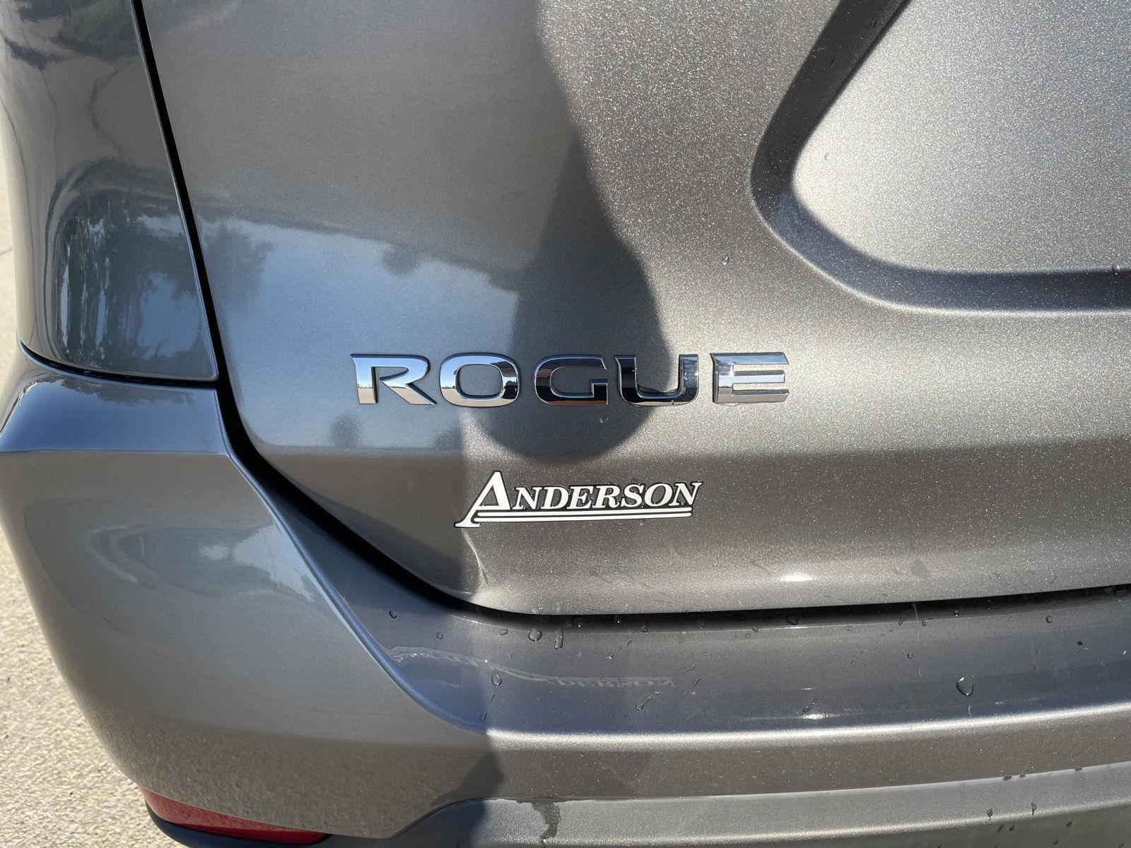 Vehicle photo 39