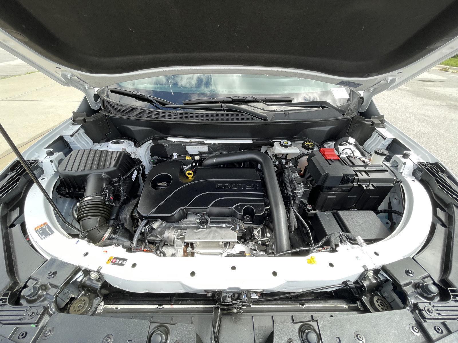 Vehicle photo 33
