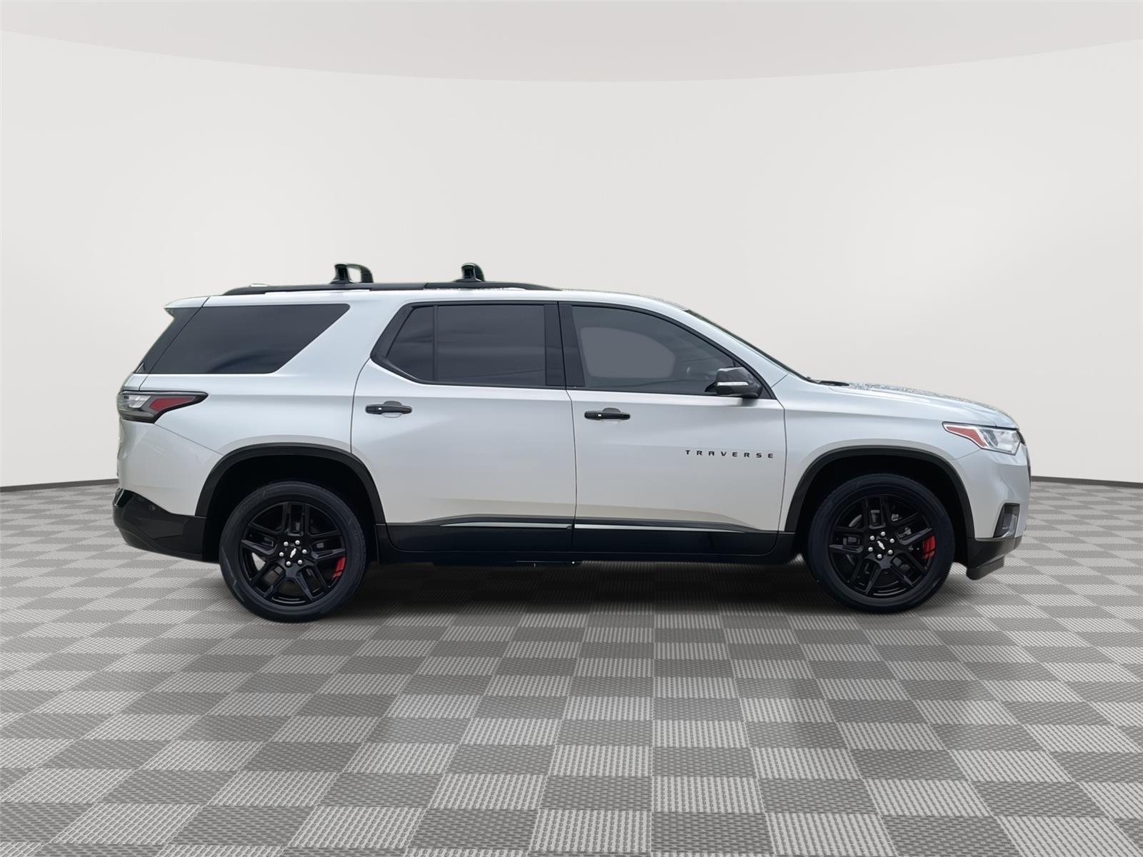 Vehicle photo 6