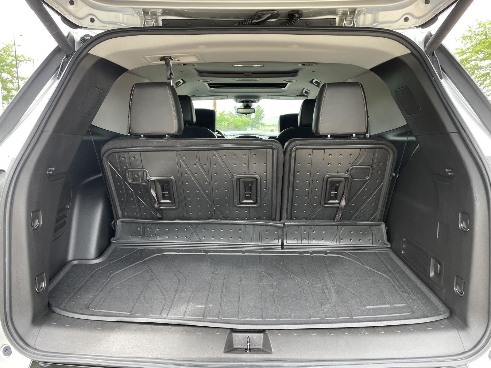 Vehicle photo 44