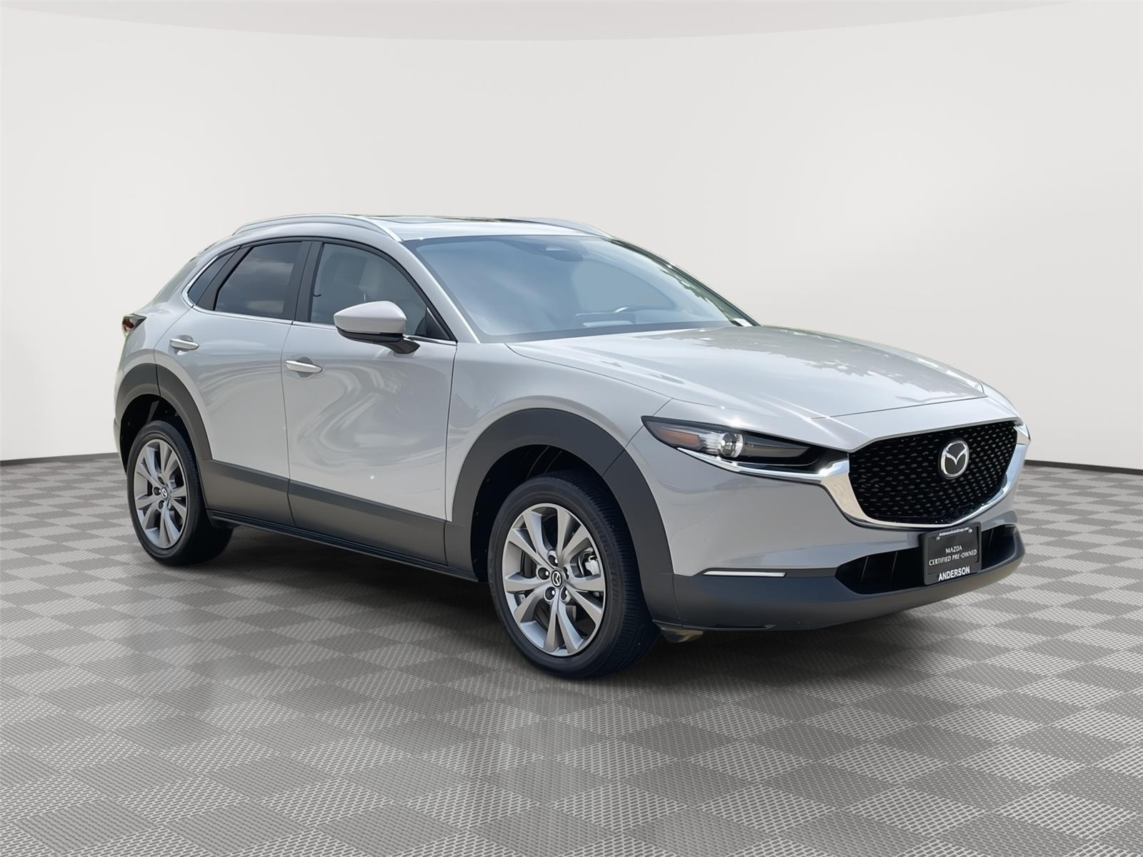 Vehicle photo 5
