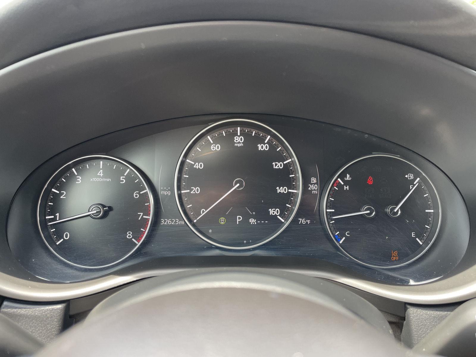 Vehicle photo 15