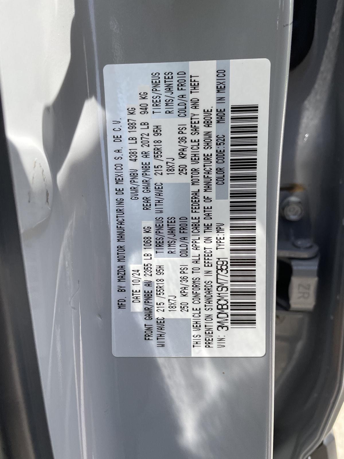 Vehicle photo 30