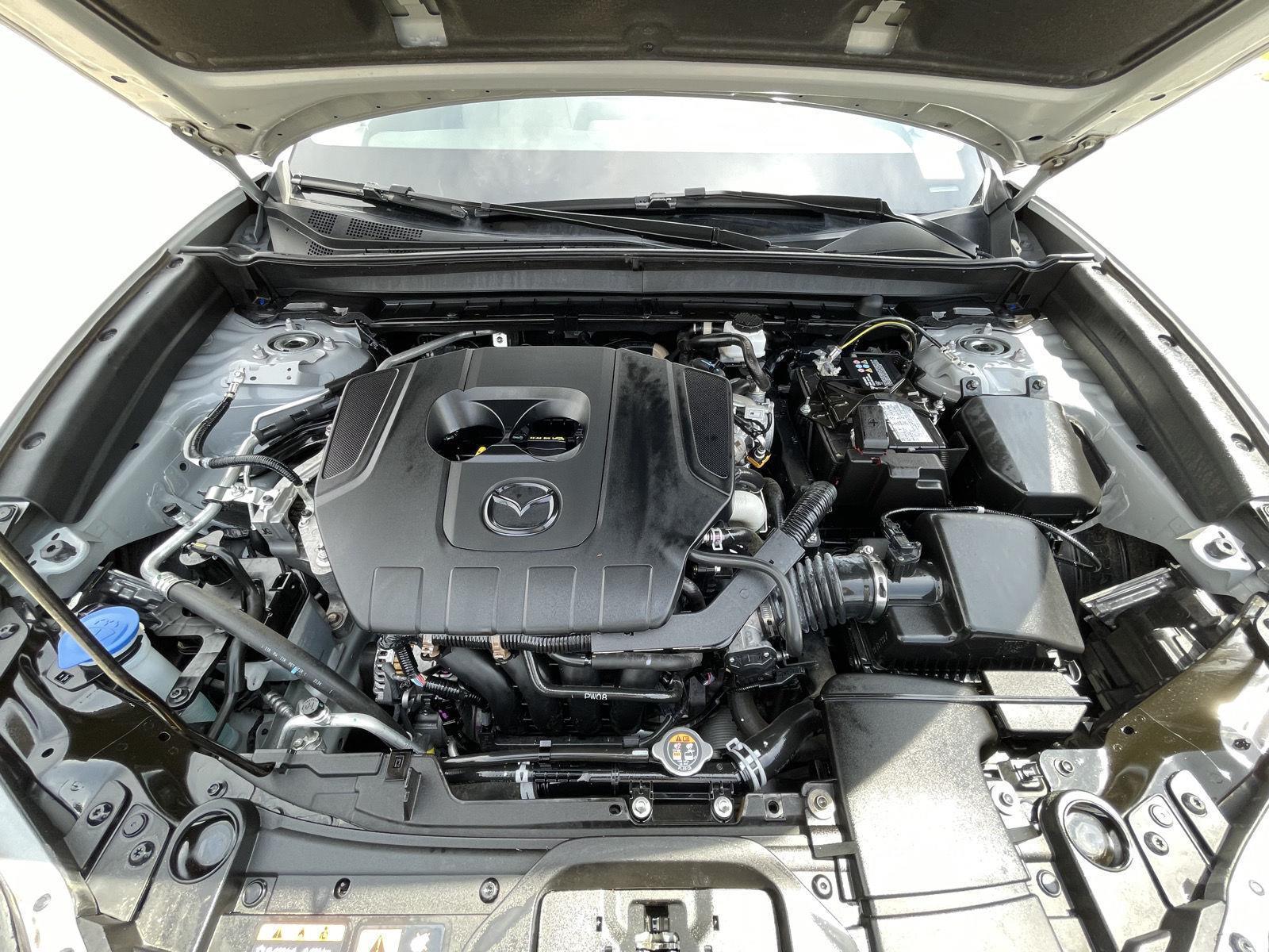 Vehicle photo 32