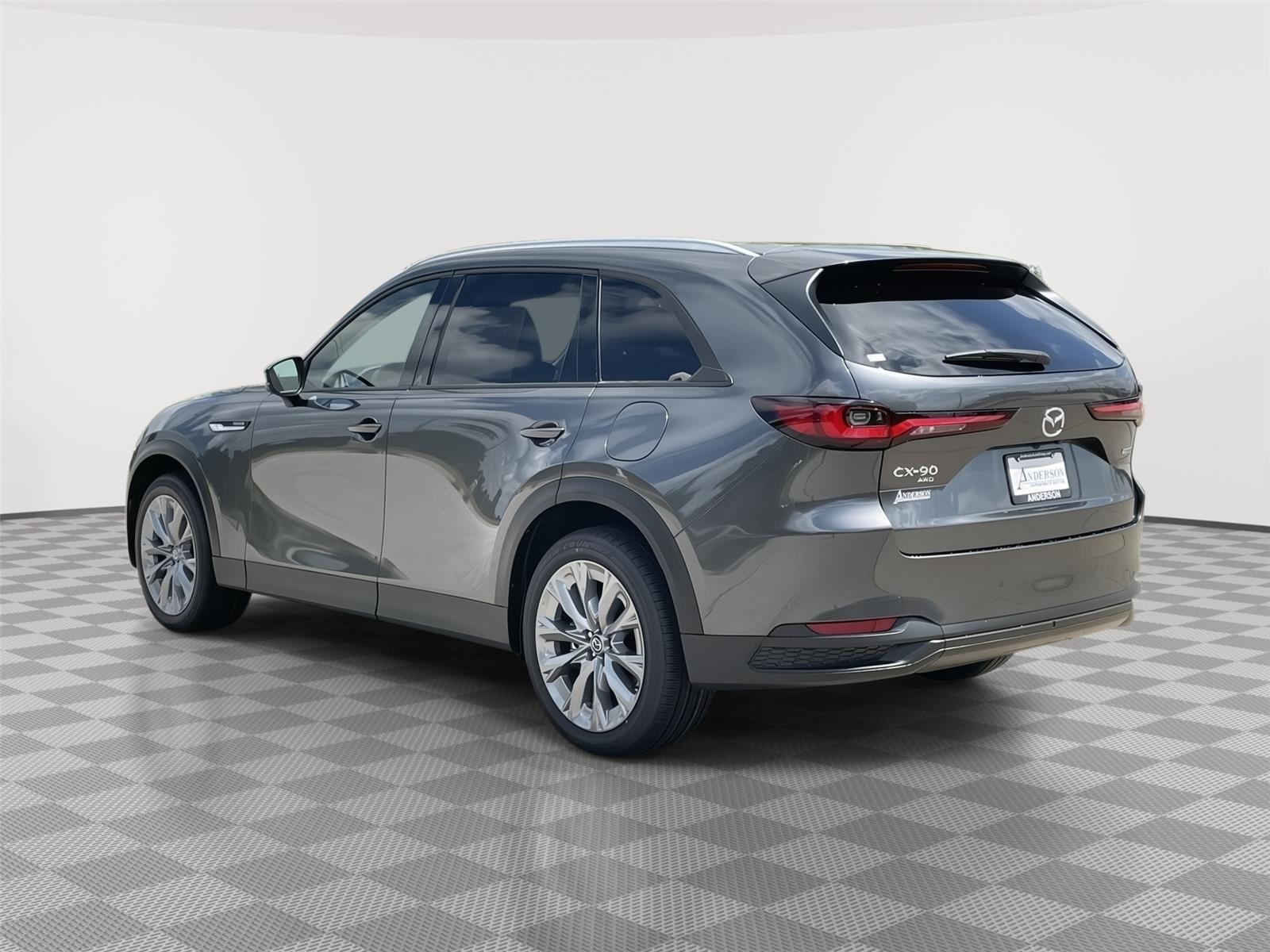 Vehicle photo 9